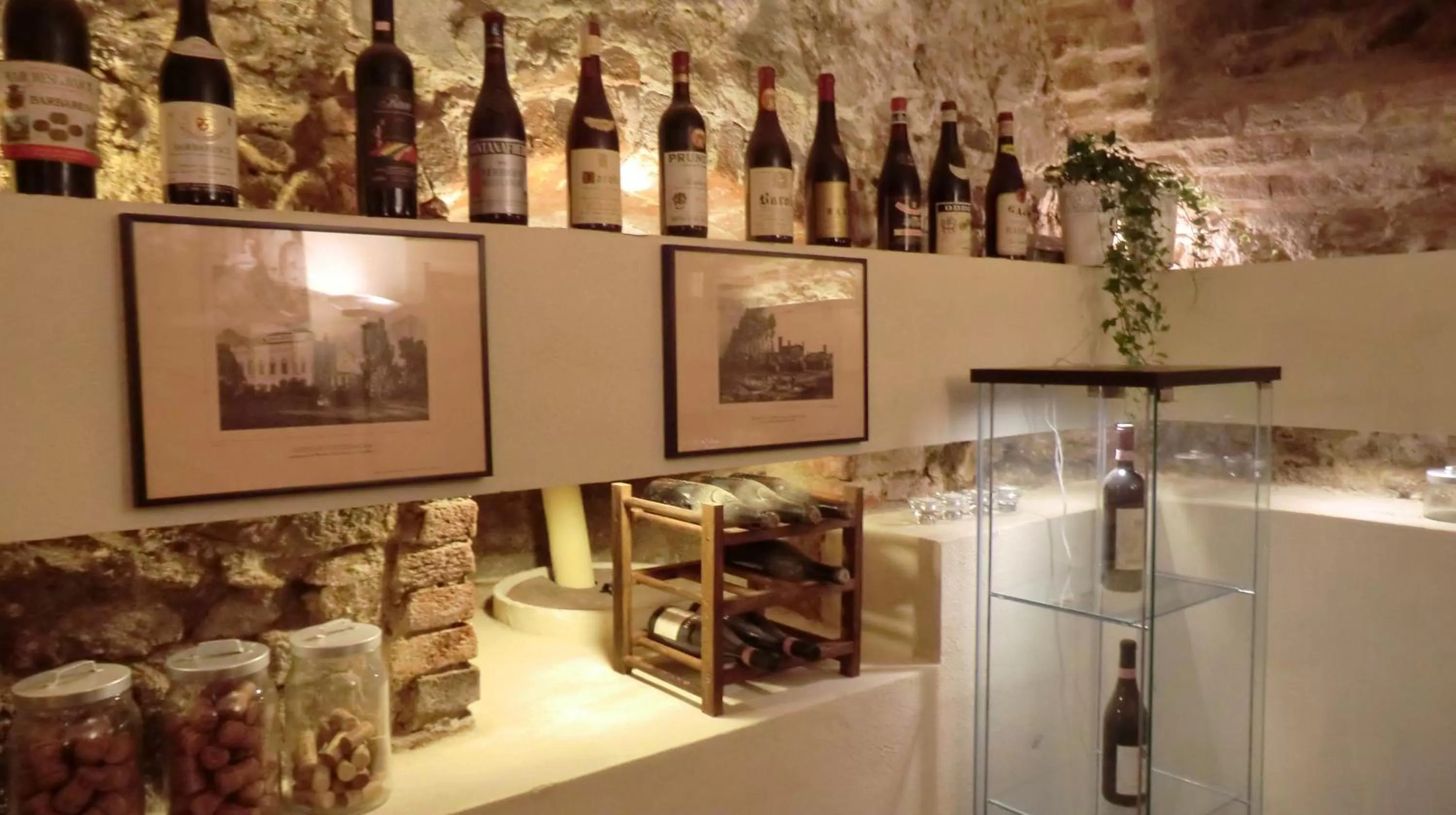 Decorative detail in Hotel Boutique Antiche Mura