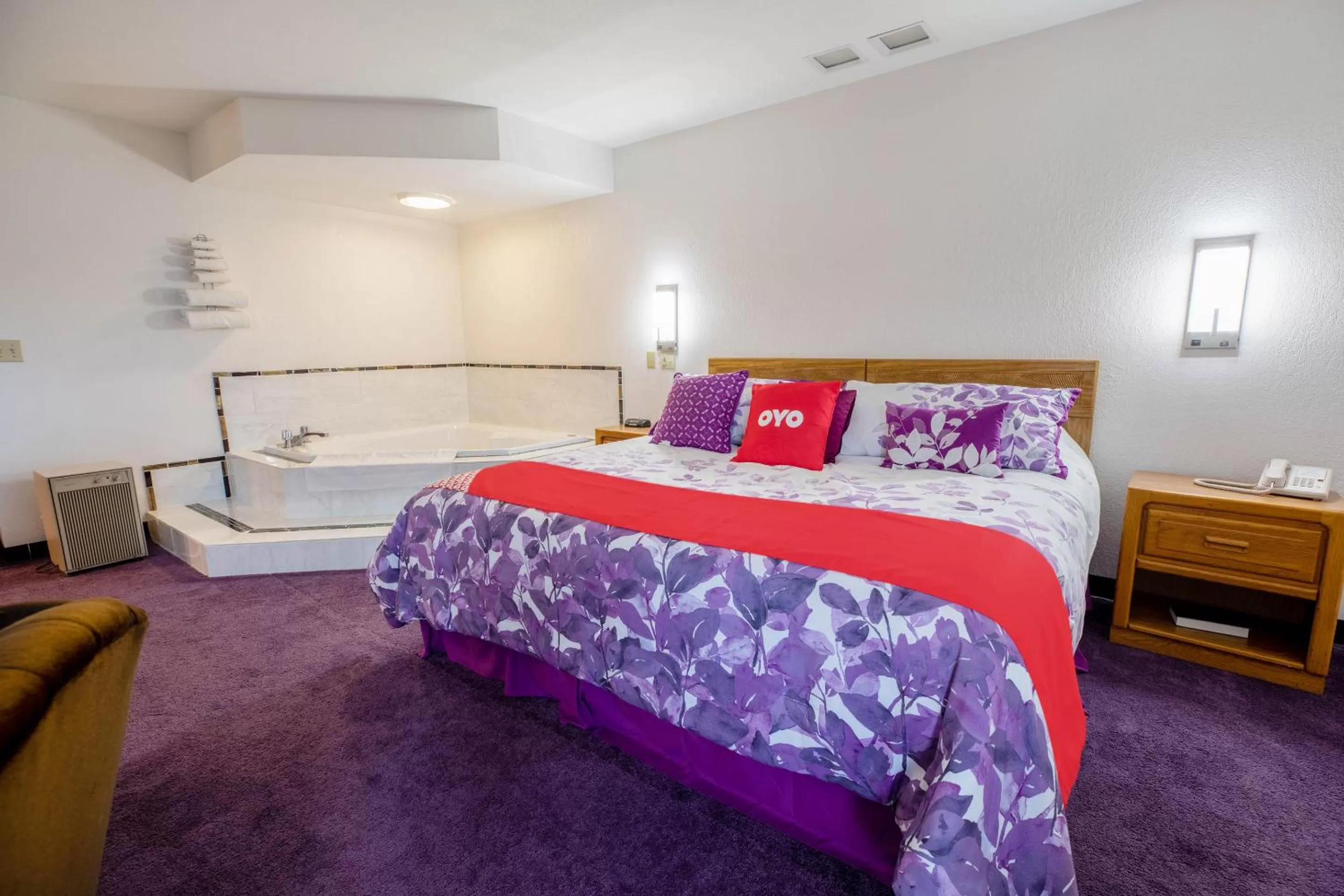 Bedroom in OYO Hotel Chesaning Route 52 & Hwy 57