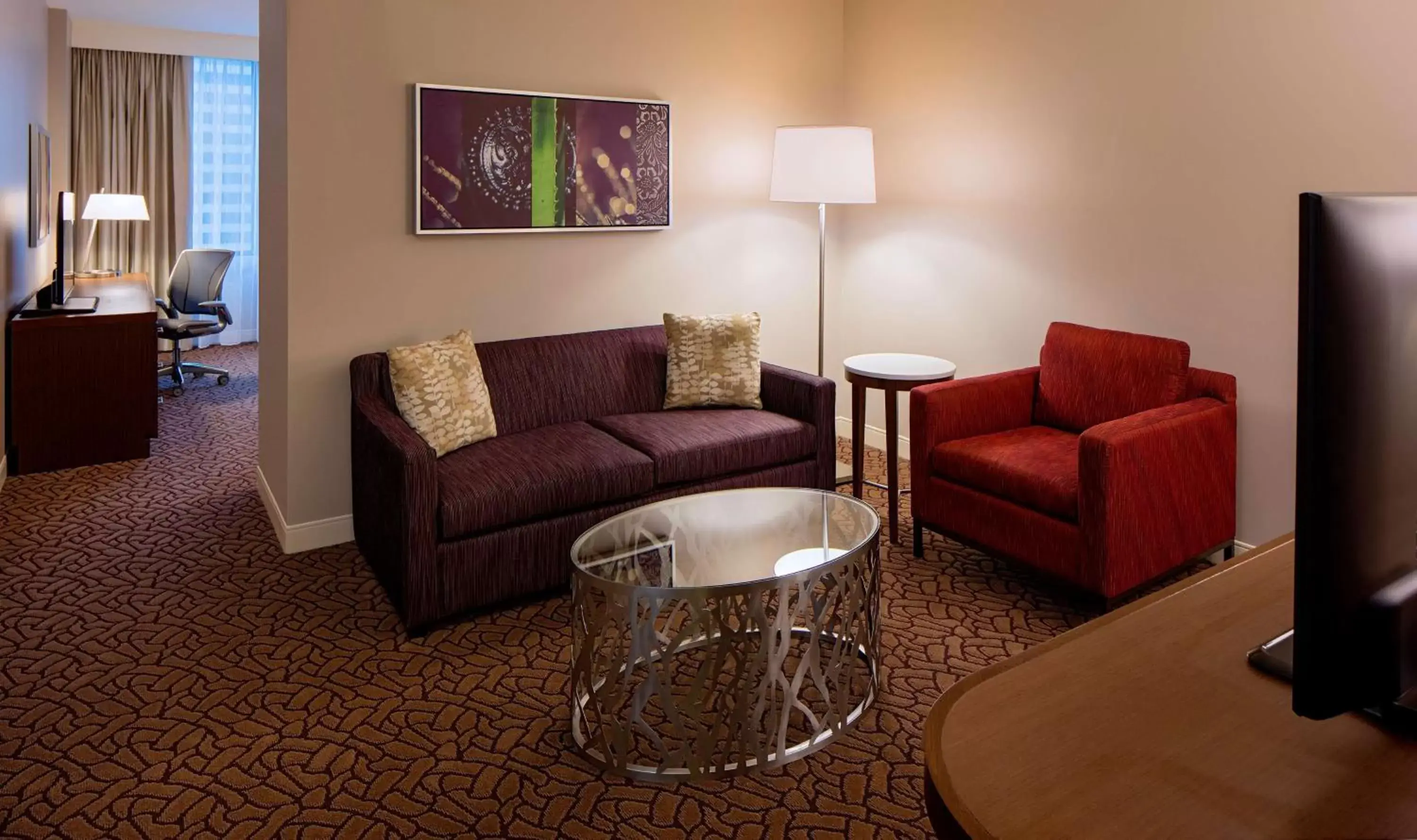 Living room, Seating Area in Hilton Garden Inn Downtown Dallas