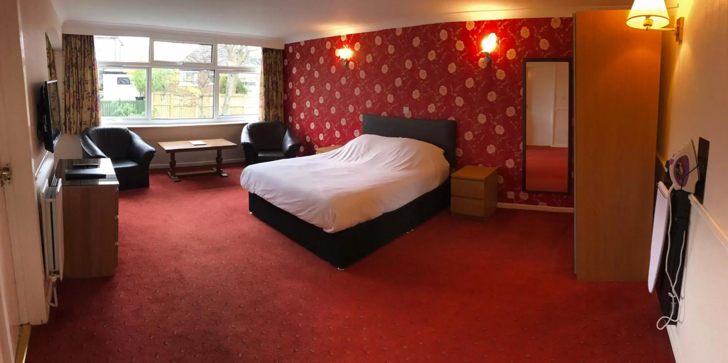 Bedroom, Bed in The Highfield Hotel