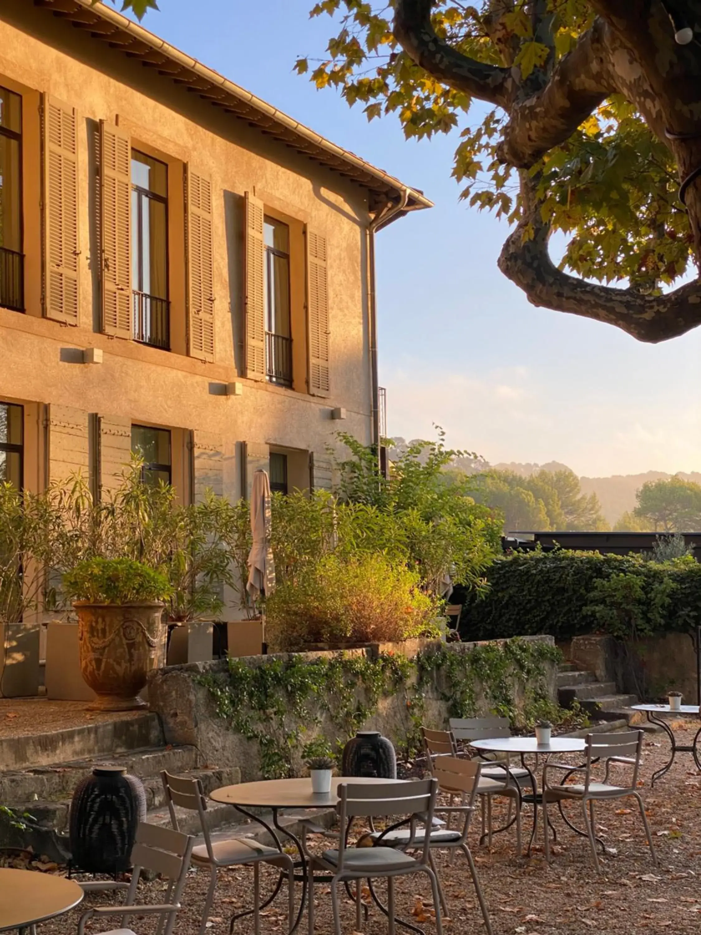 Patio in Les Lodges Sainte-Victoire Hotel & Spa