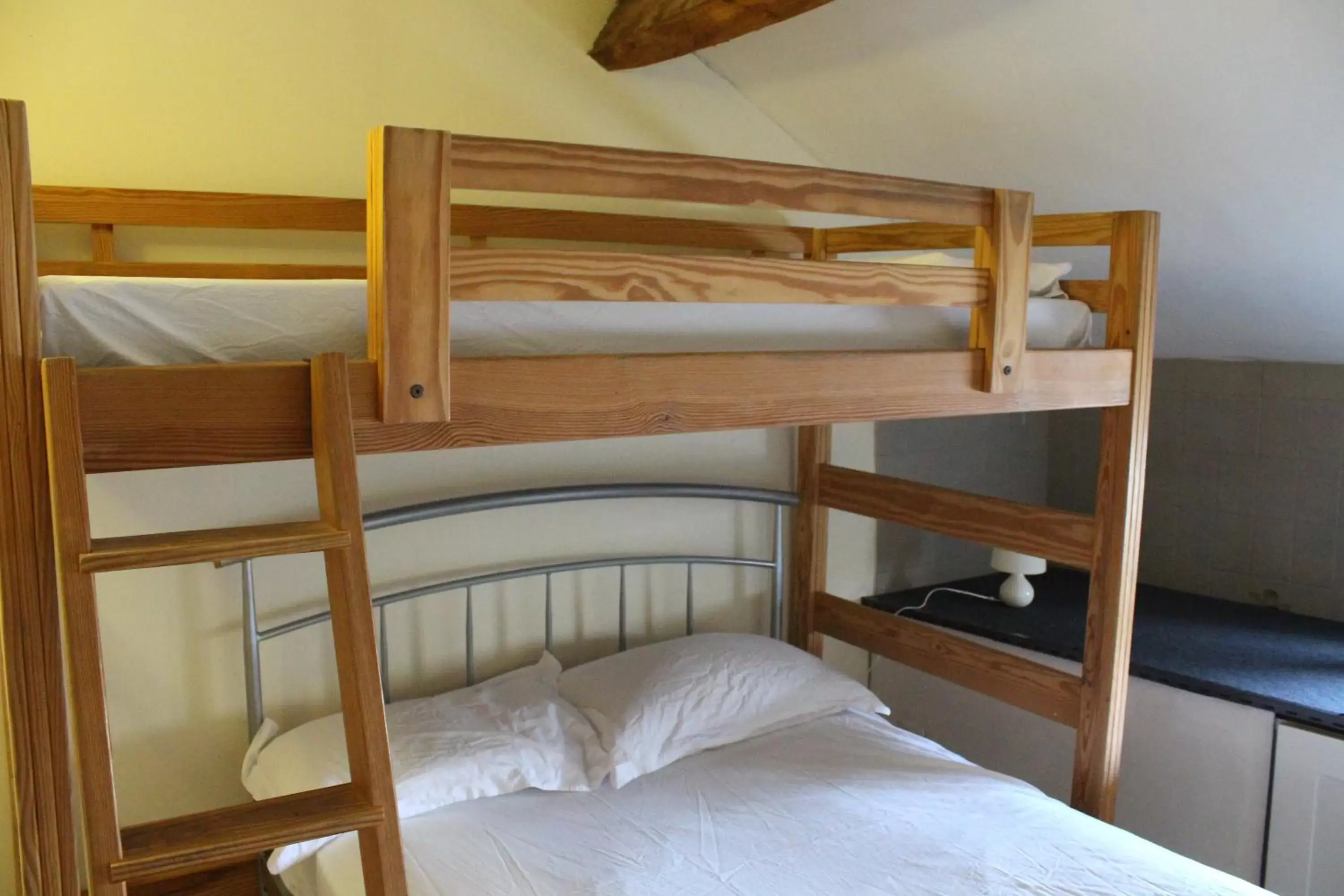 Bed, Bunk Bed in Moulin2Roues