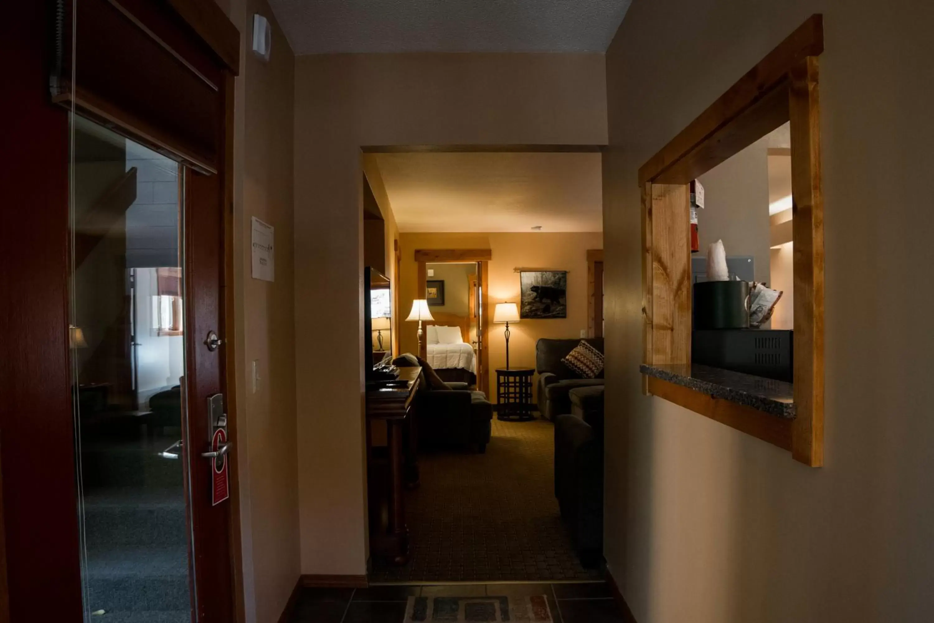 Living room in Silver Moon Inn