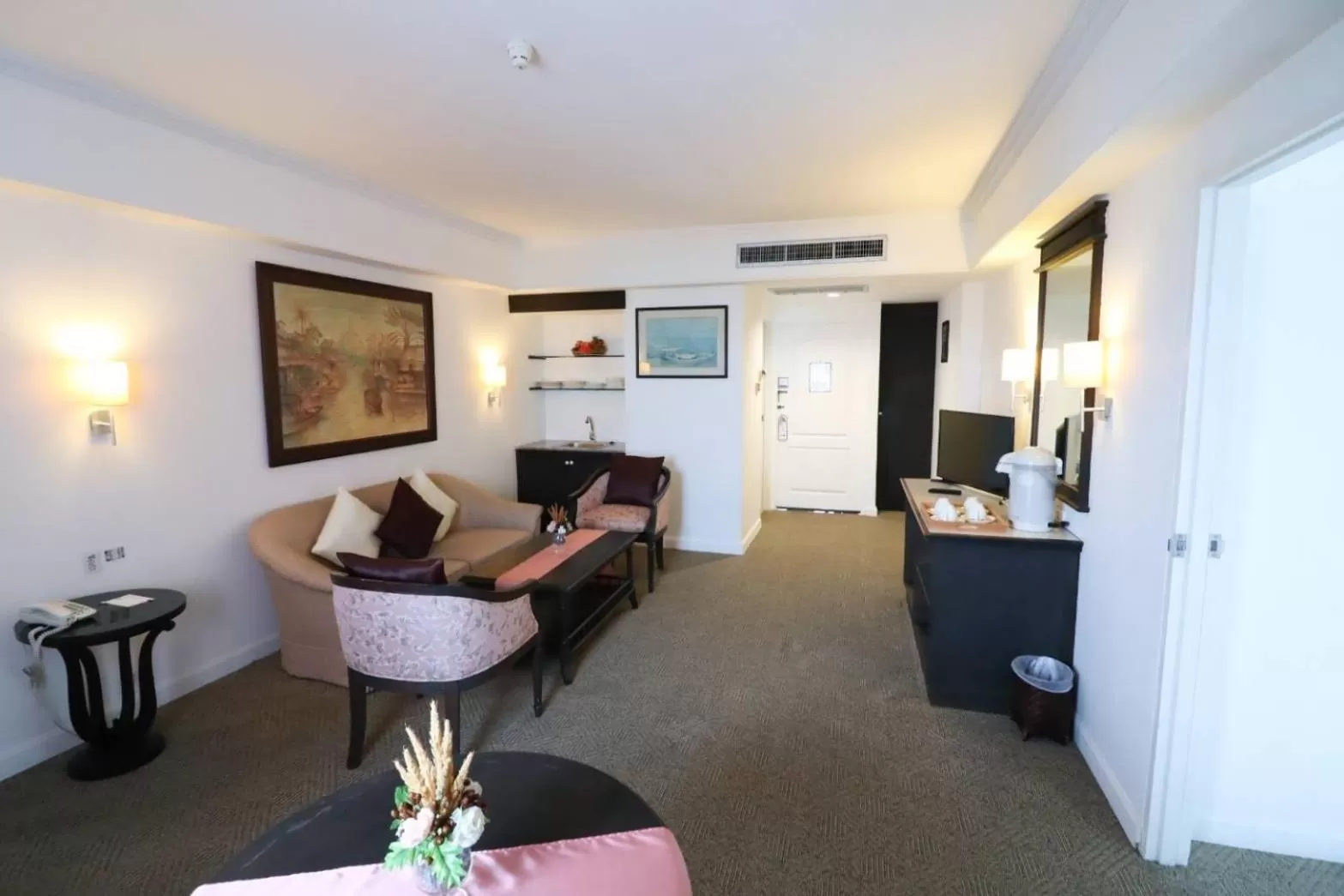 One-Bedroom Suite in Hua Hin Grand Hotel and Plaza - SHA Extra Plus