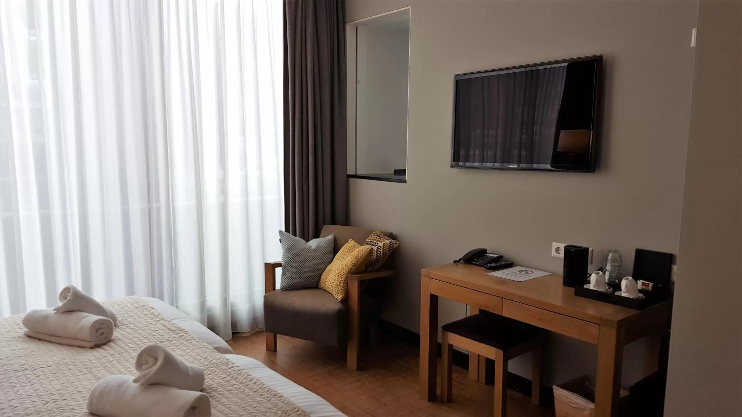 Other, Bed in The Bank Hotel