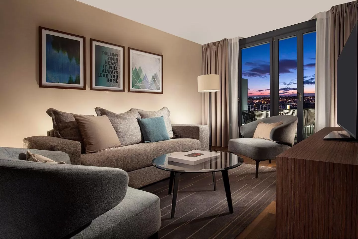 Living room in Acasa Suites Zurich Oerlikon