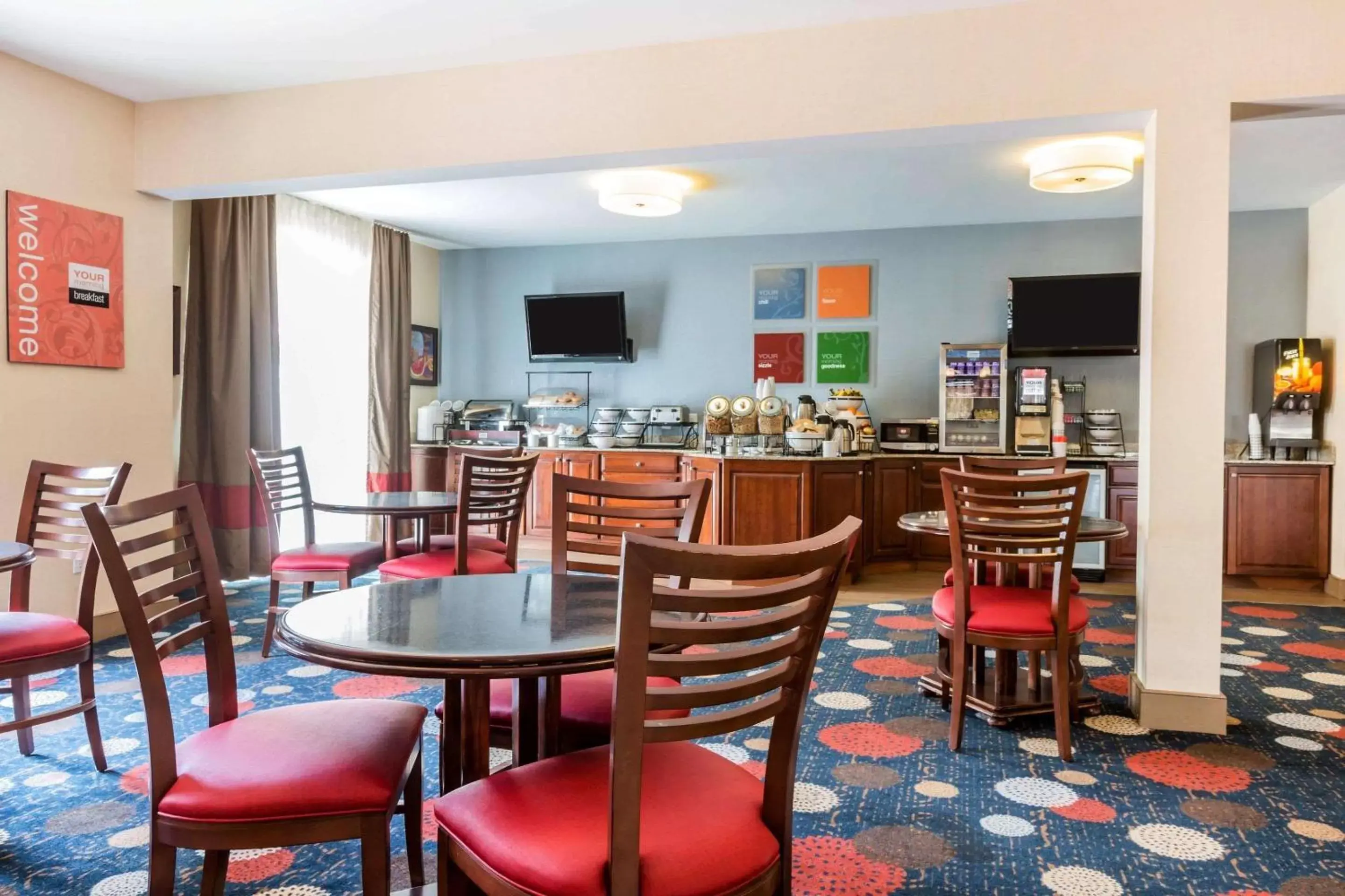 Restaurant/Places to Eat in Comfort Inn & Suites South Burlington