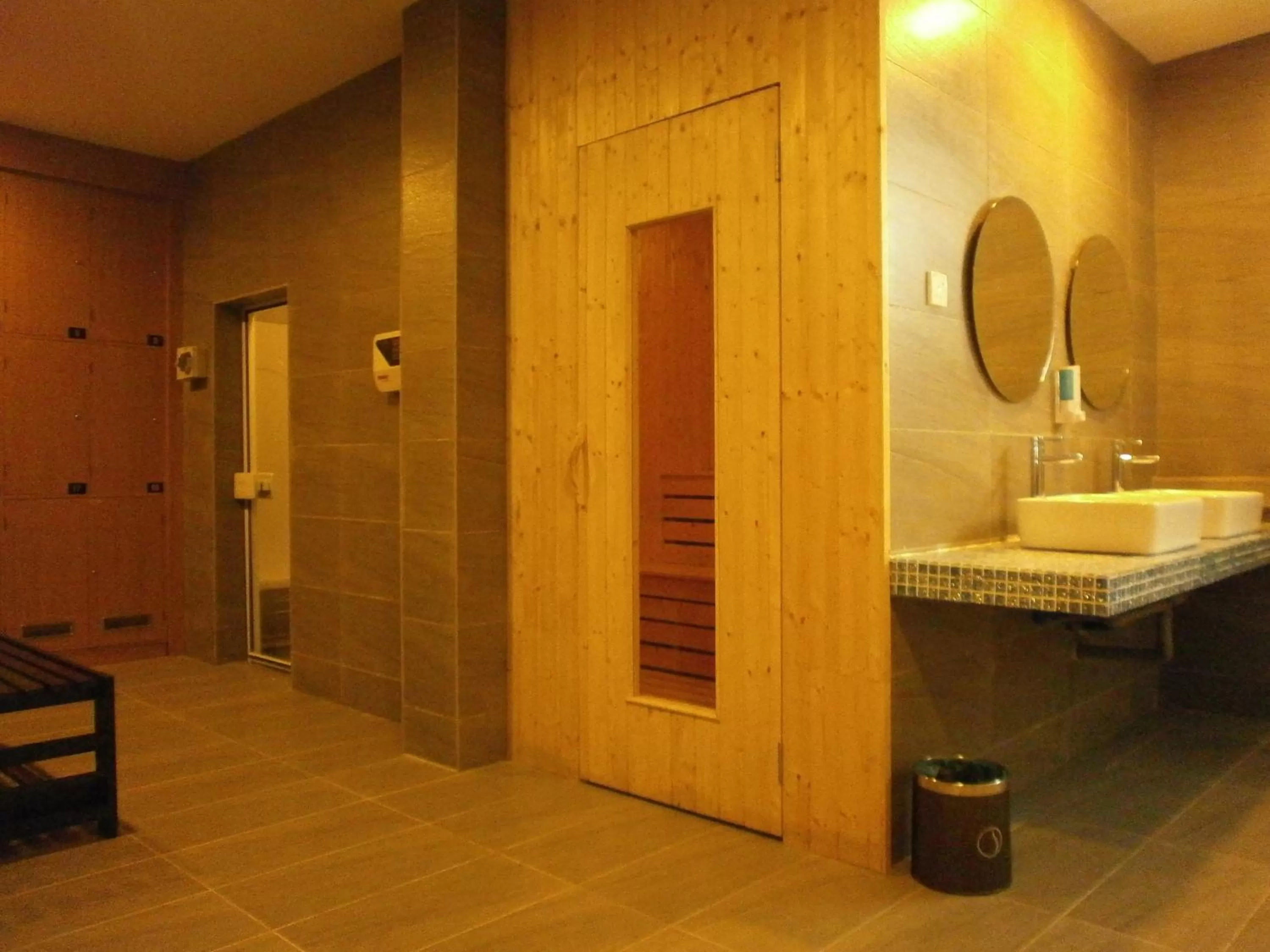 Bathroom in Shervinton Executive Boutique Hotel