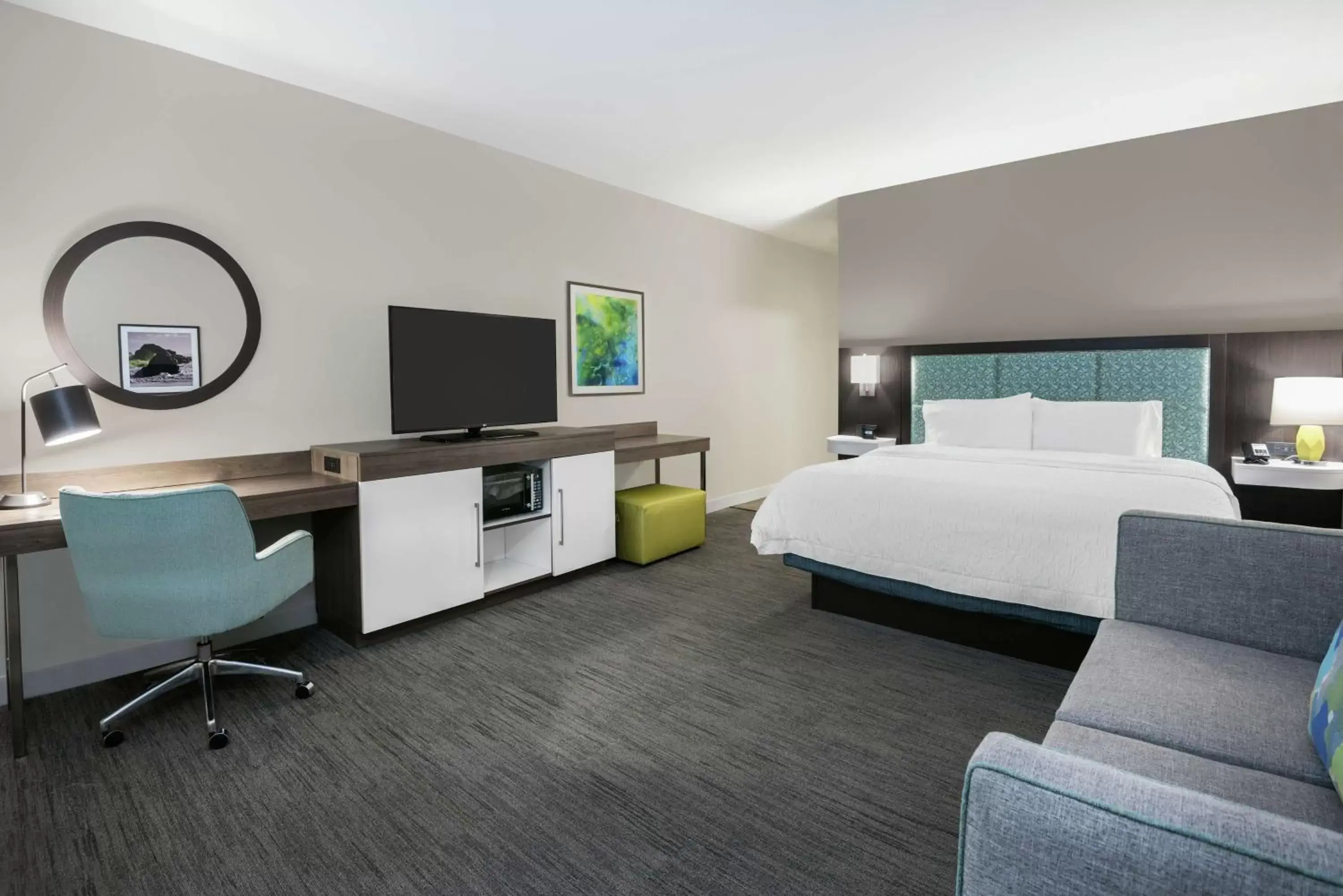 Bedroom in Hampton Inn & Suites By Hilton-Corpus Christi Portland,Tx