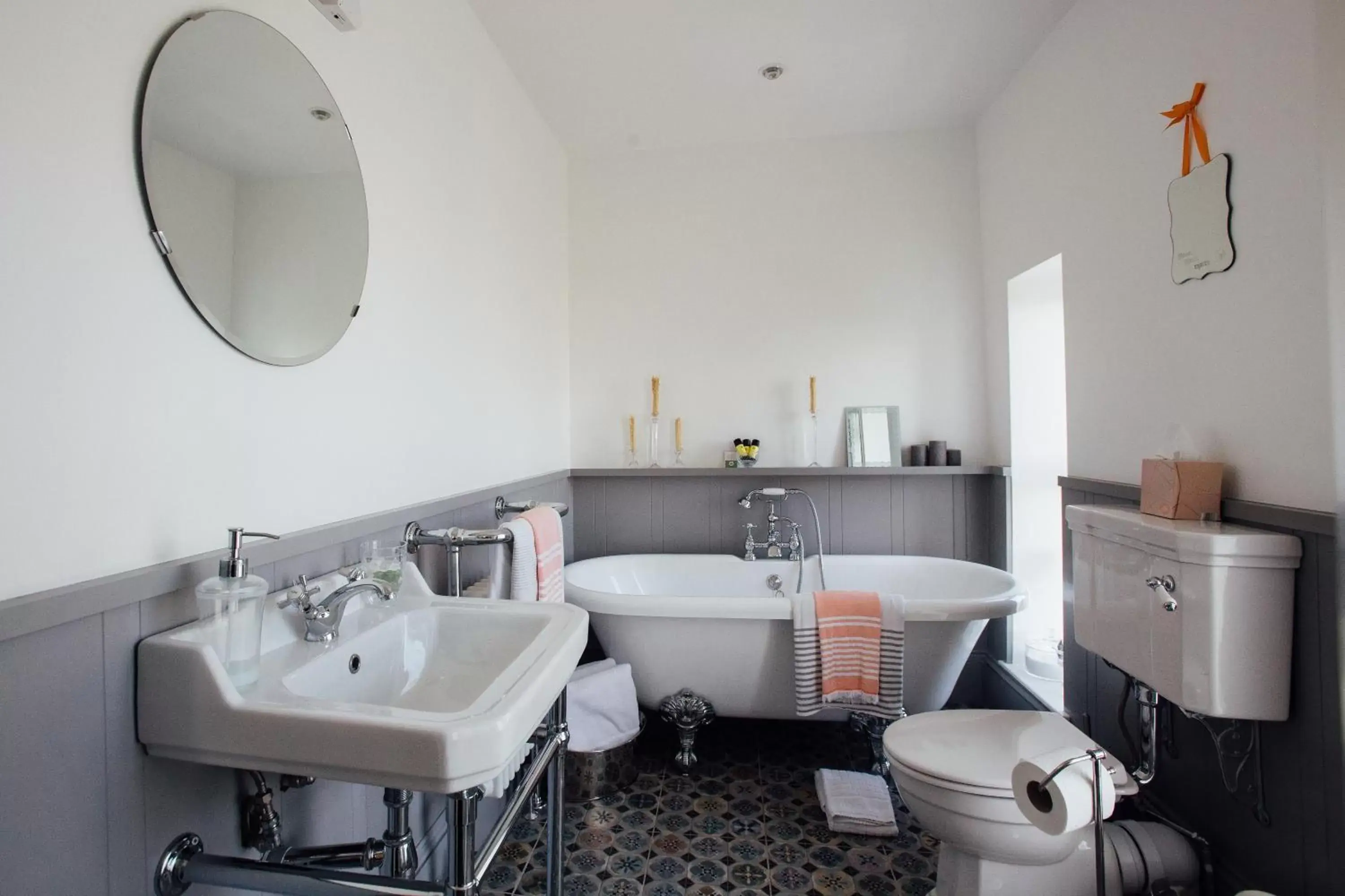 Bathroom in Tom Blake House