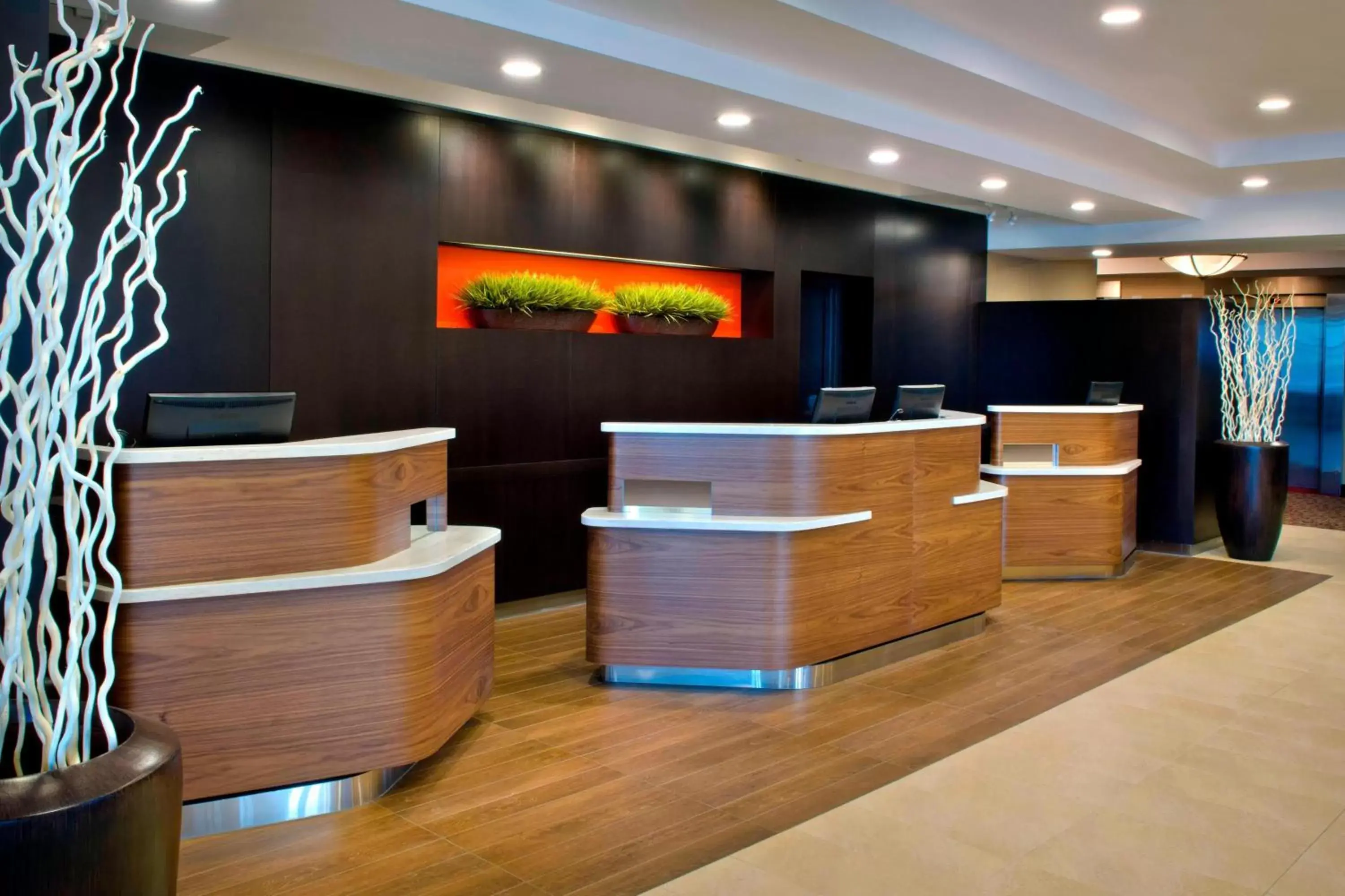 Lobby or reception, Lobby/Reception in Courtyard by Marriott Niagara Falls