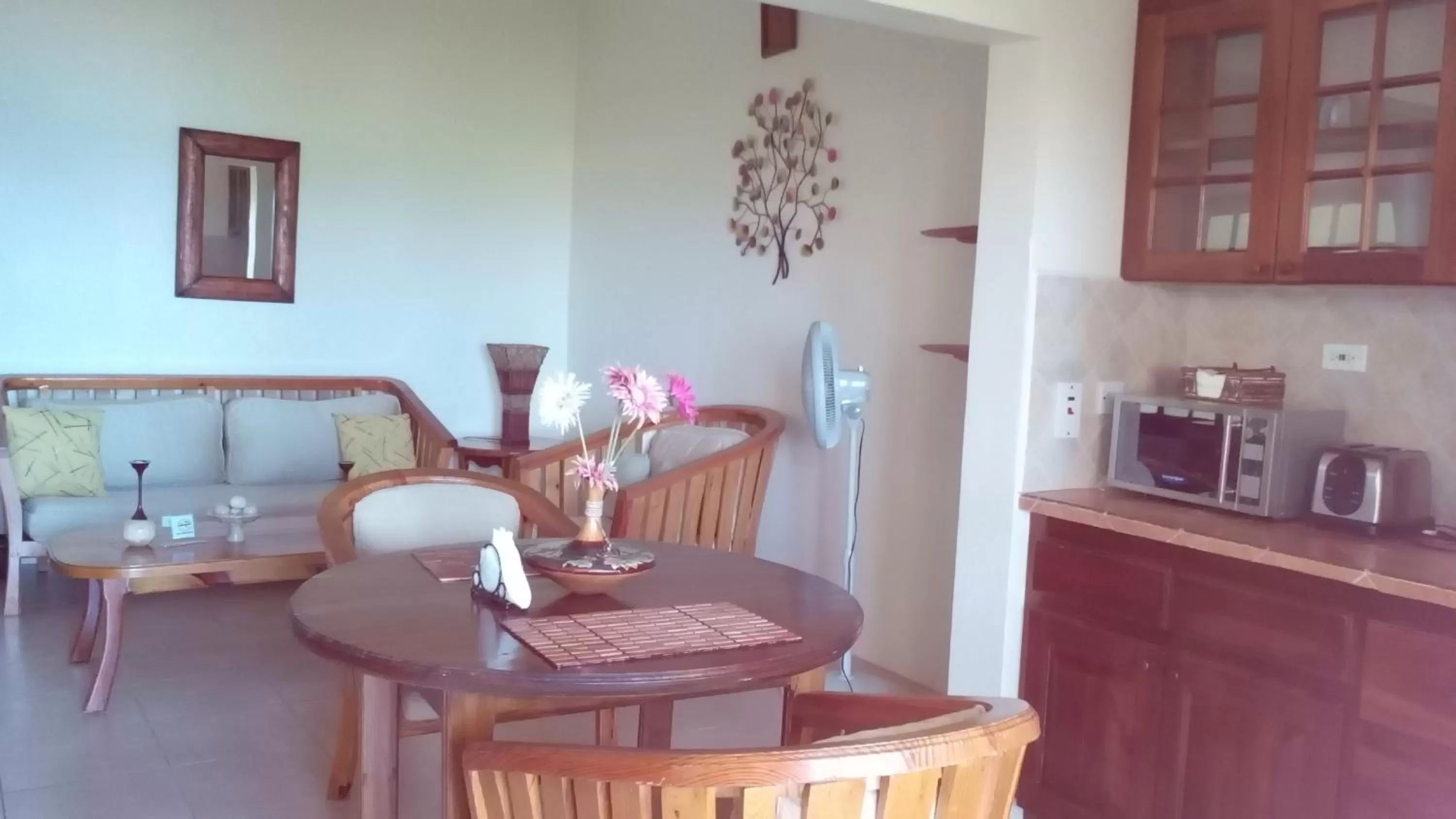 Dining area in Catcha Falling Star