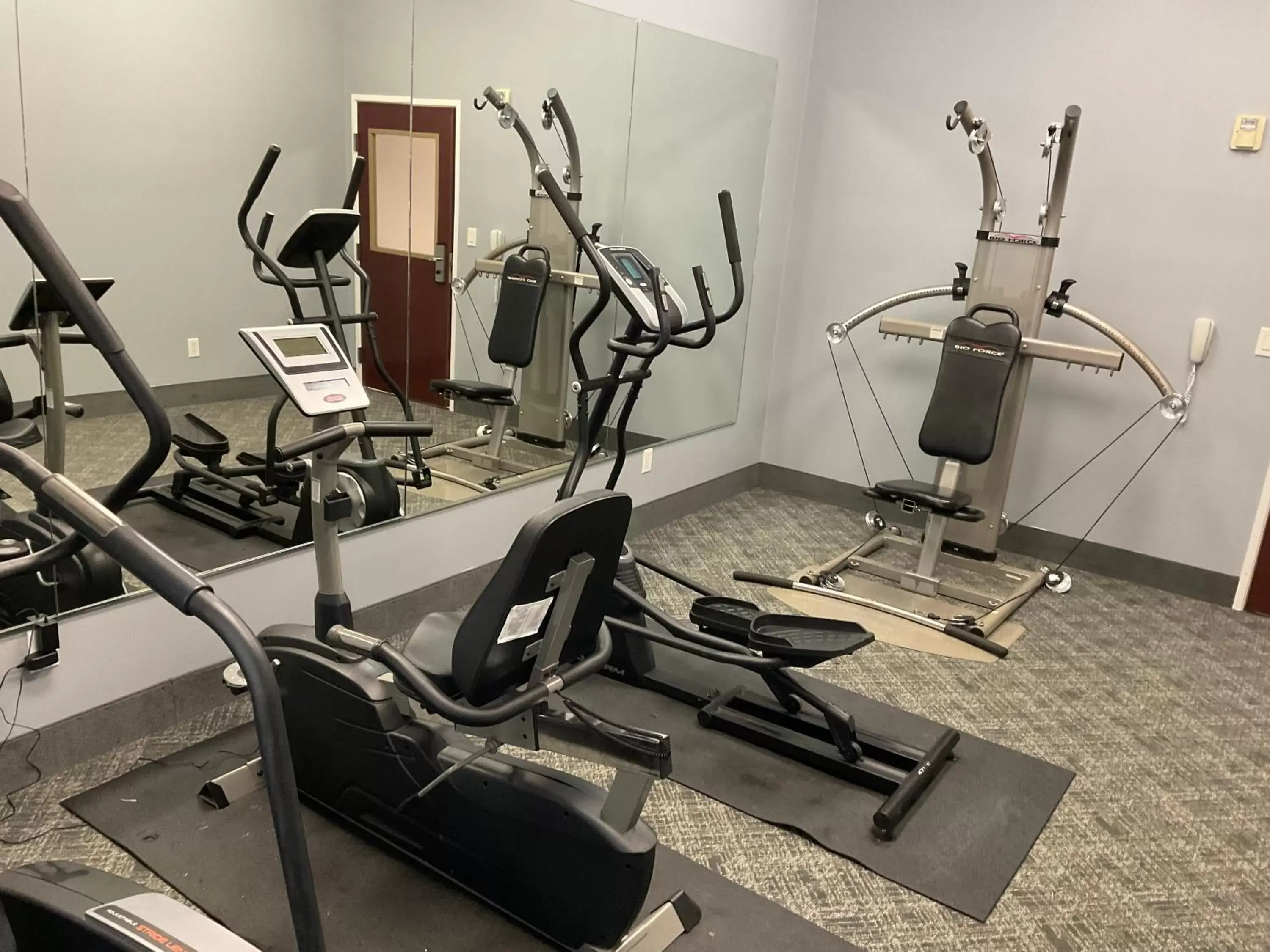 Fitness centre/facilities, Fitness Center/Facilities in Budget Host Inn and Suites Cameron