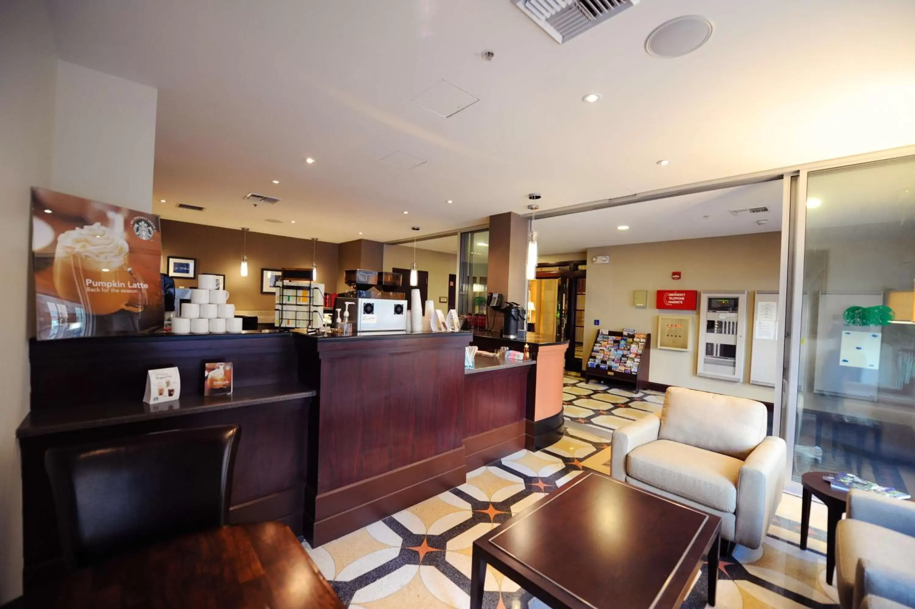 Restaurant/places to eat in Hilton President Kansas City Restaurant/places to eat in Hilton President Kansas City