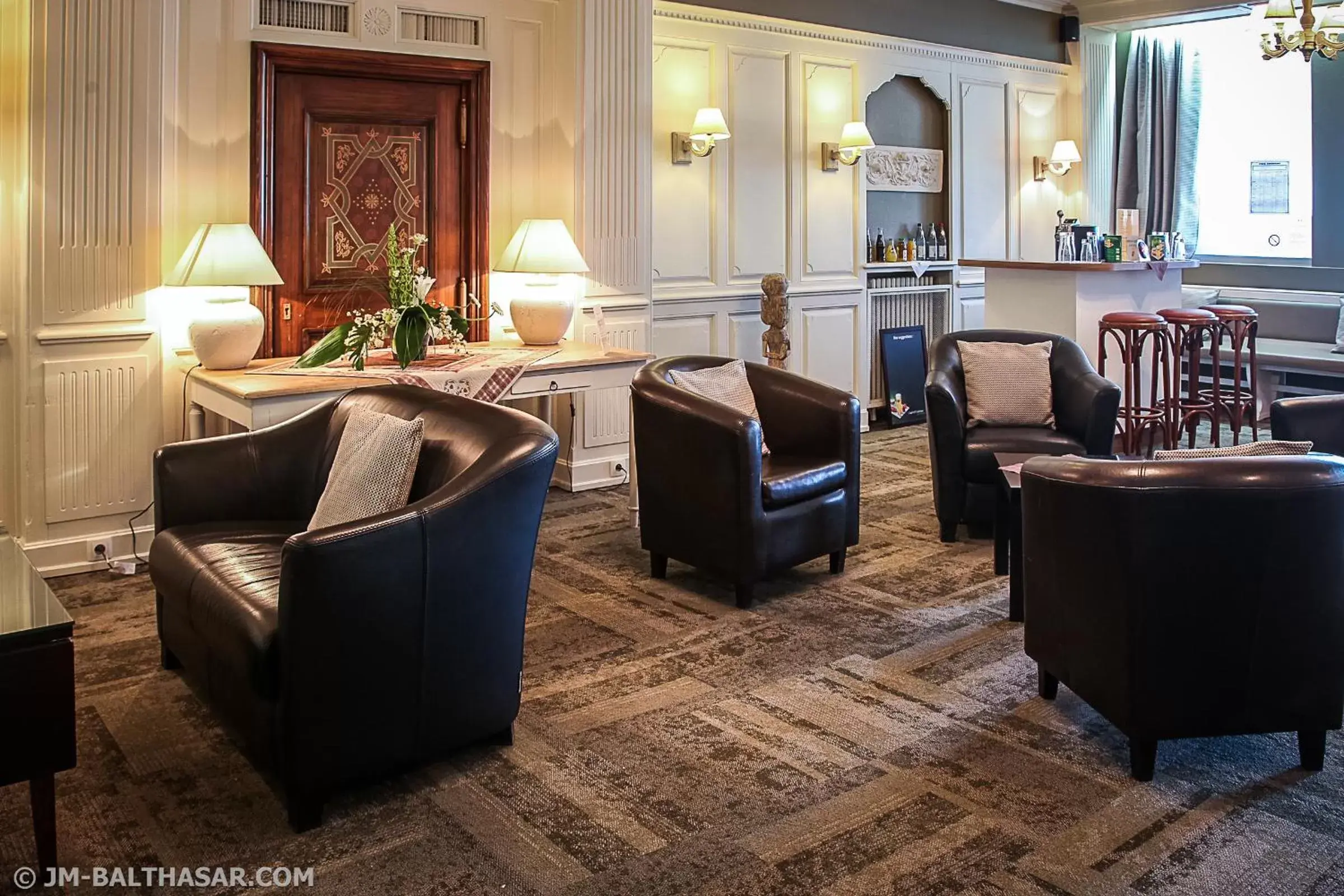 Lobby or reception, Seating Area in The Originals Boutique, Hôtel Bristol, Strasbourg Centre Gare (Inter-Hotel)