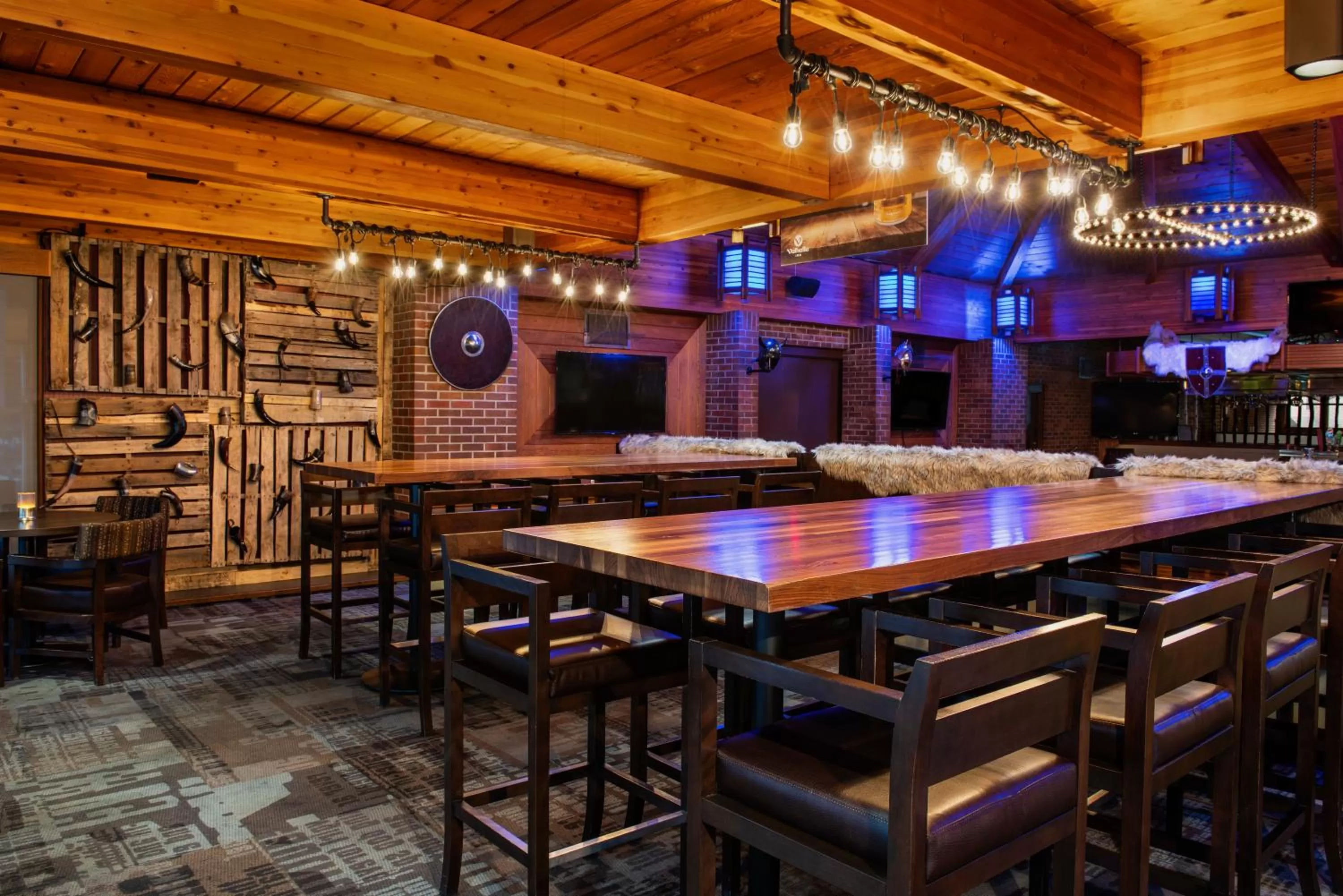 Restaurant/places to eat in Valhalla Hotel & Conference Centre