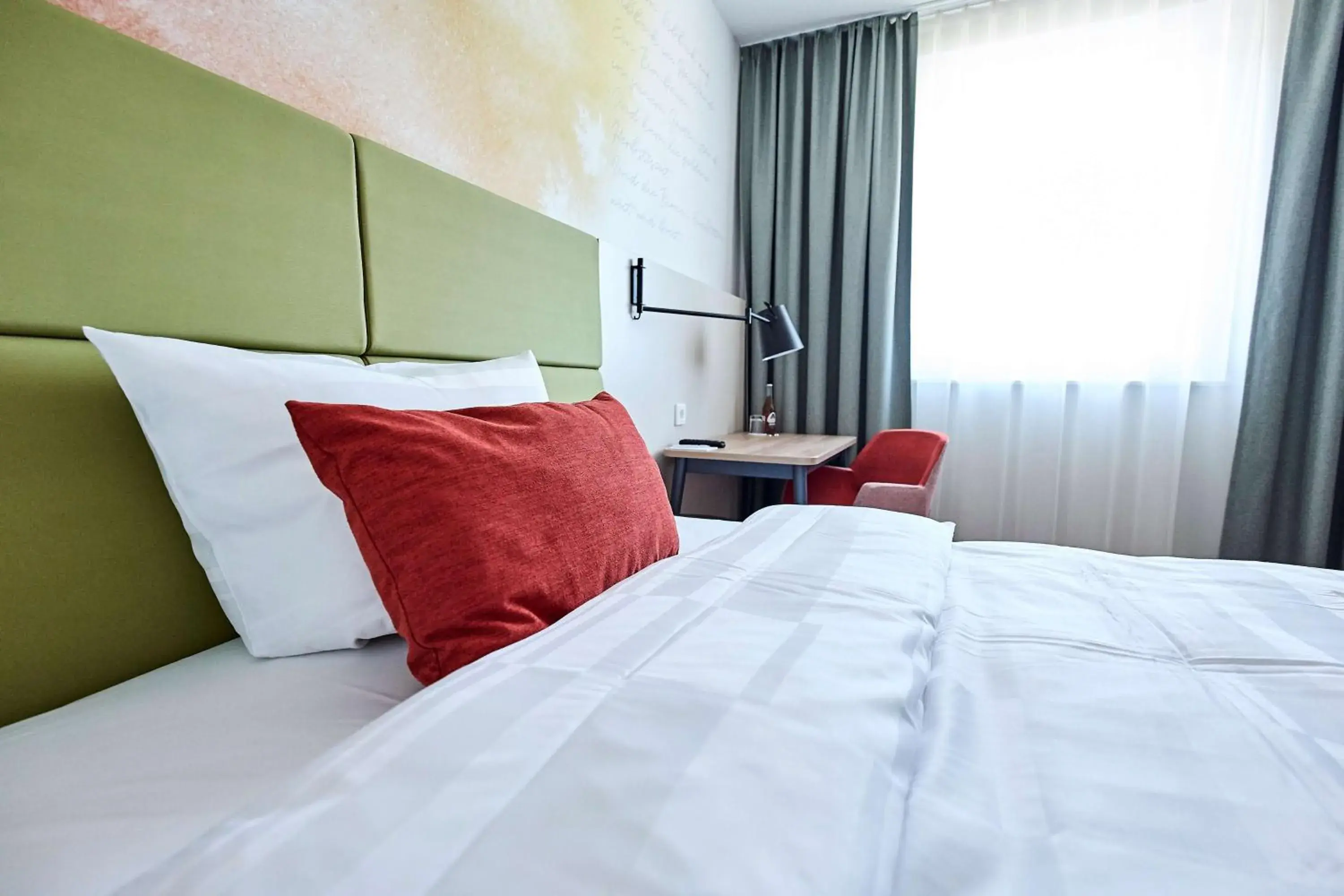 Photo of the whole room, Bed in Best Western Hotel Viernheim Mannheim