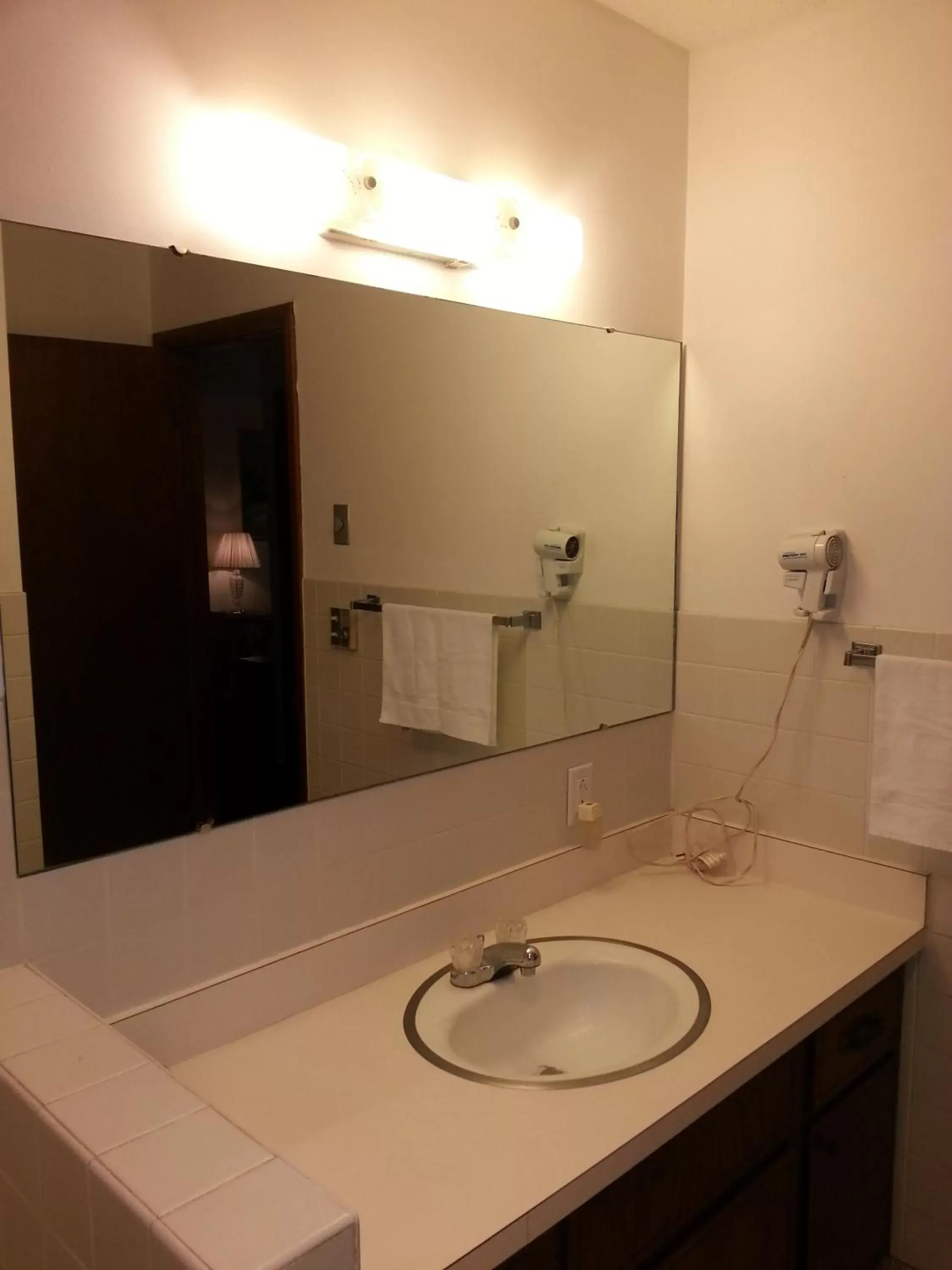 Bathroom in Diamond Motel - Abilene