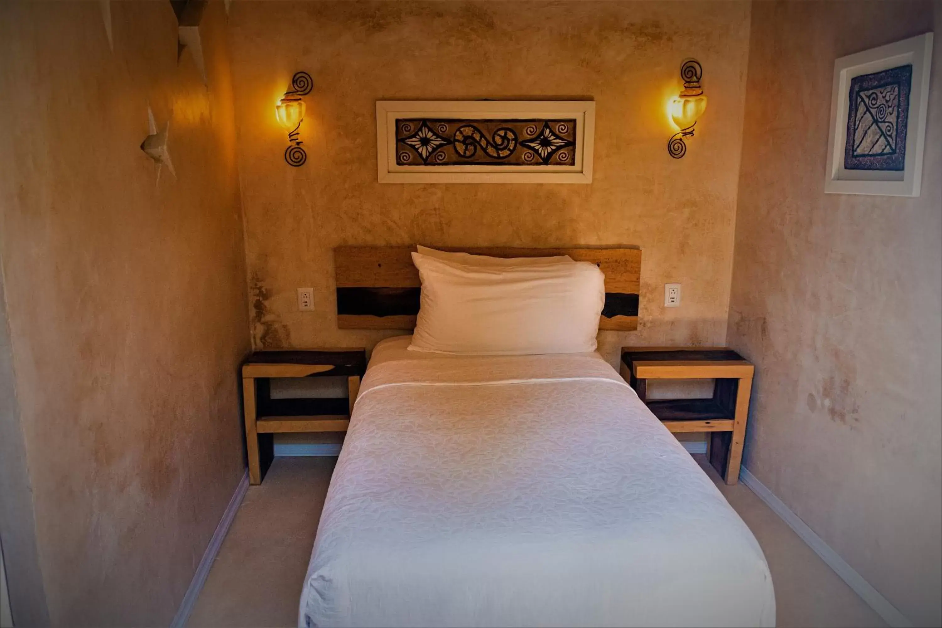 Bed in Villa Las Estrellas Tulum - located at the party zone