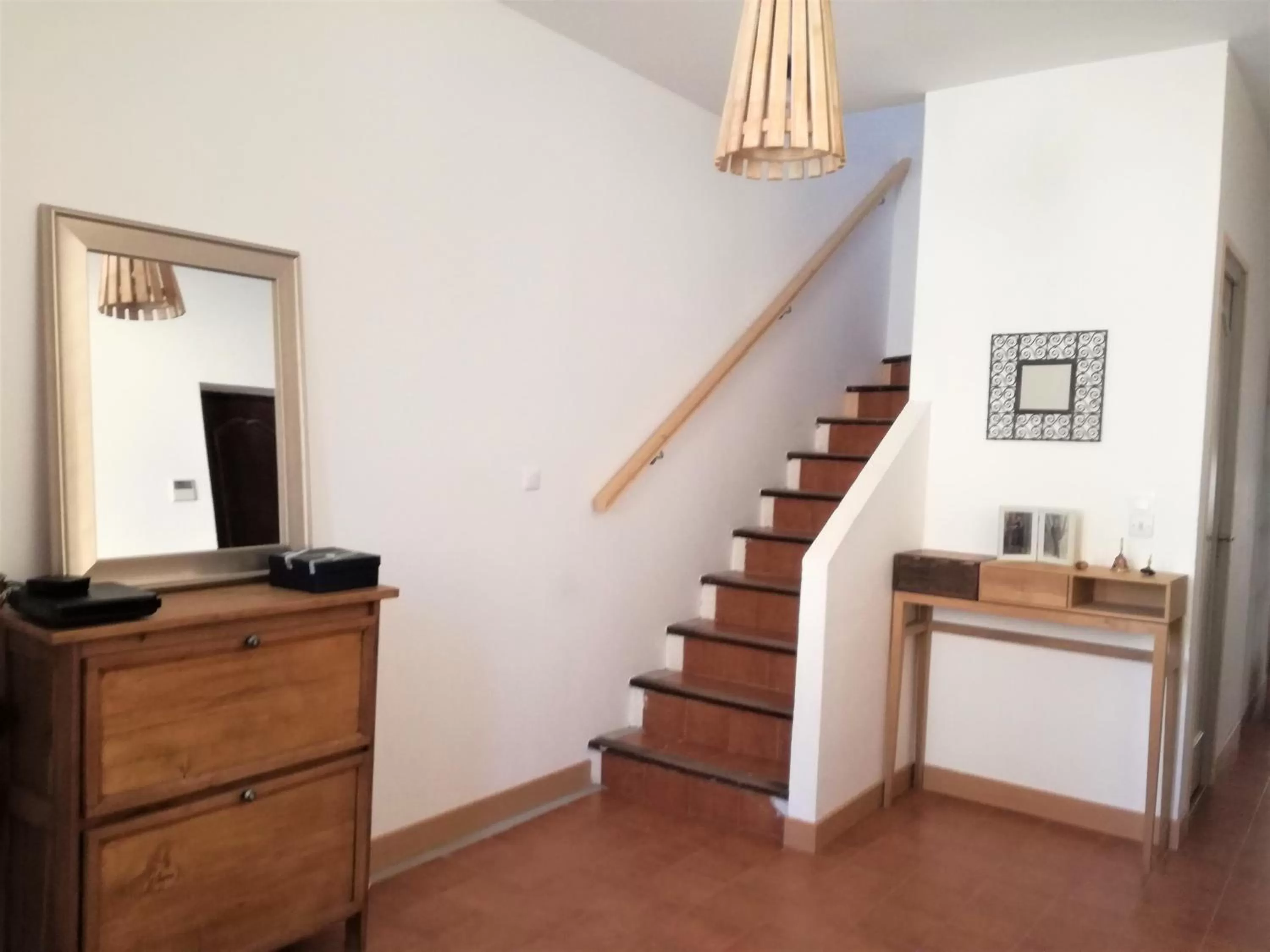 TV/Entertainment Center in La pause sous le pin