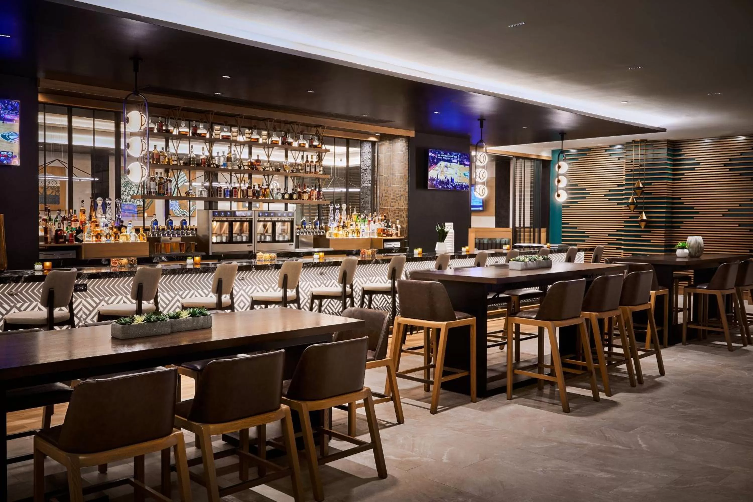 Lounge or bar in San Antonio Marriott Rivercenter on the River Walk