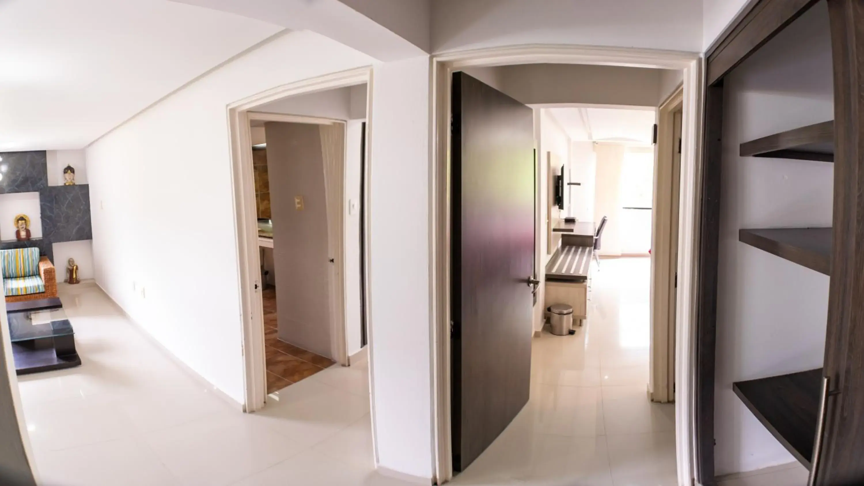 Living room, Bathroom in Hotel San Juan Internacional