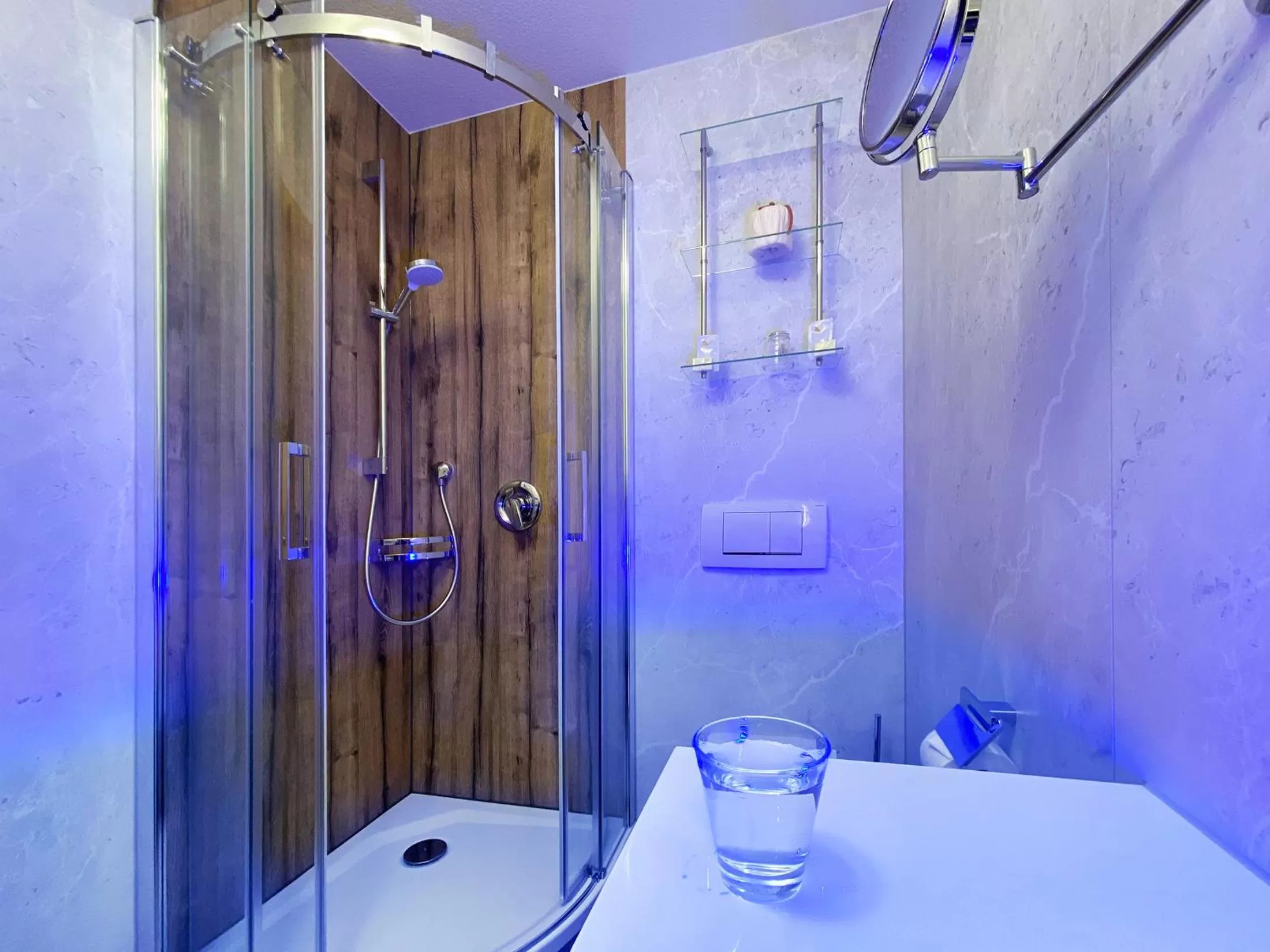 Bathroom in Hotel und Restaurant Bühlhaus