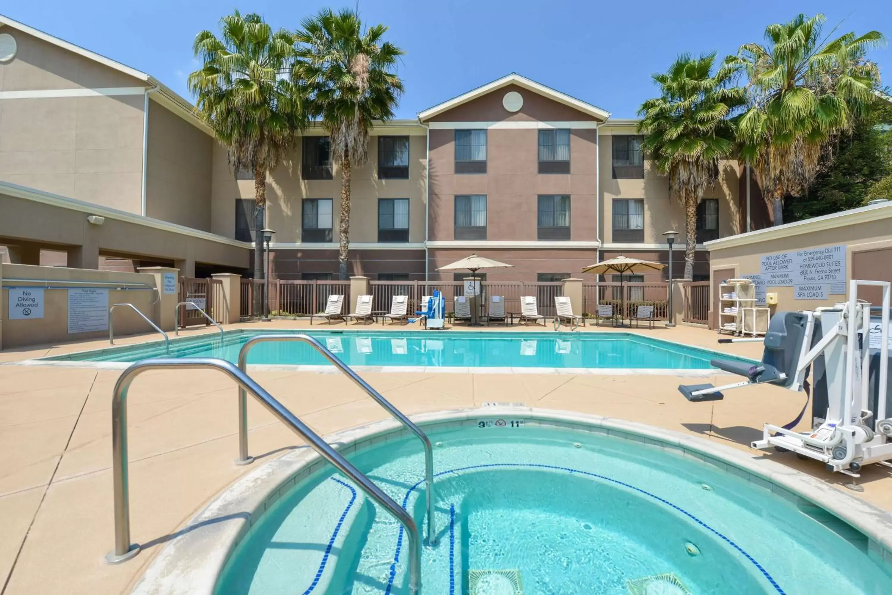 Pool view, Swimming Pool in Homewood Suites by Hilton Fresno