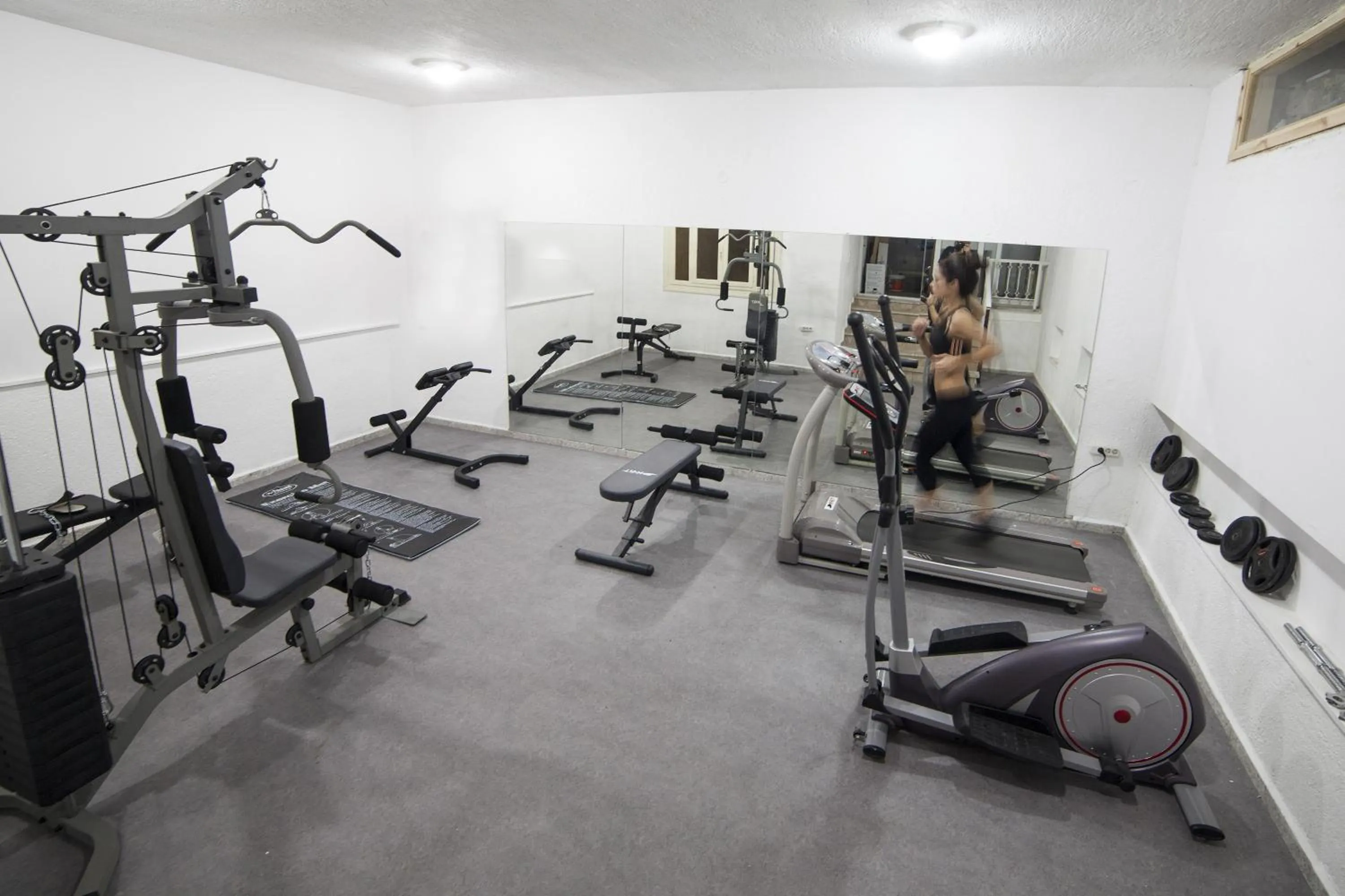Fitness centre/facilities in Elpida Village