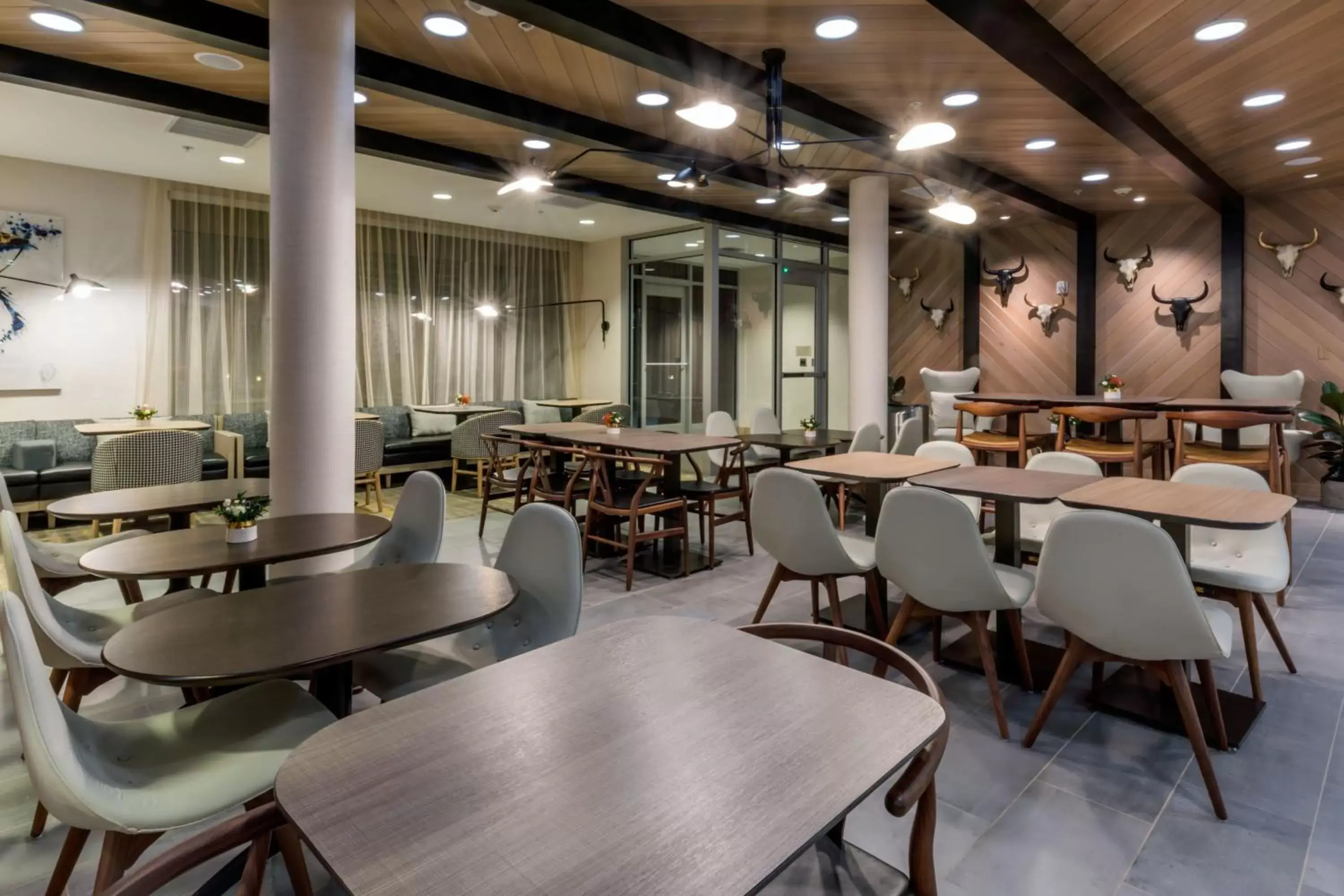 Lobby or reception, Restaurant/Places to Eat in SpringHill Suites by Marriott Jackson Hole