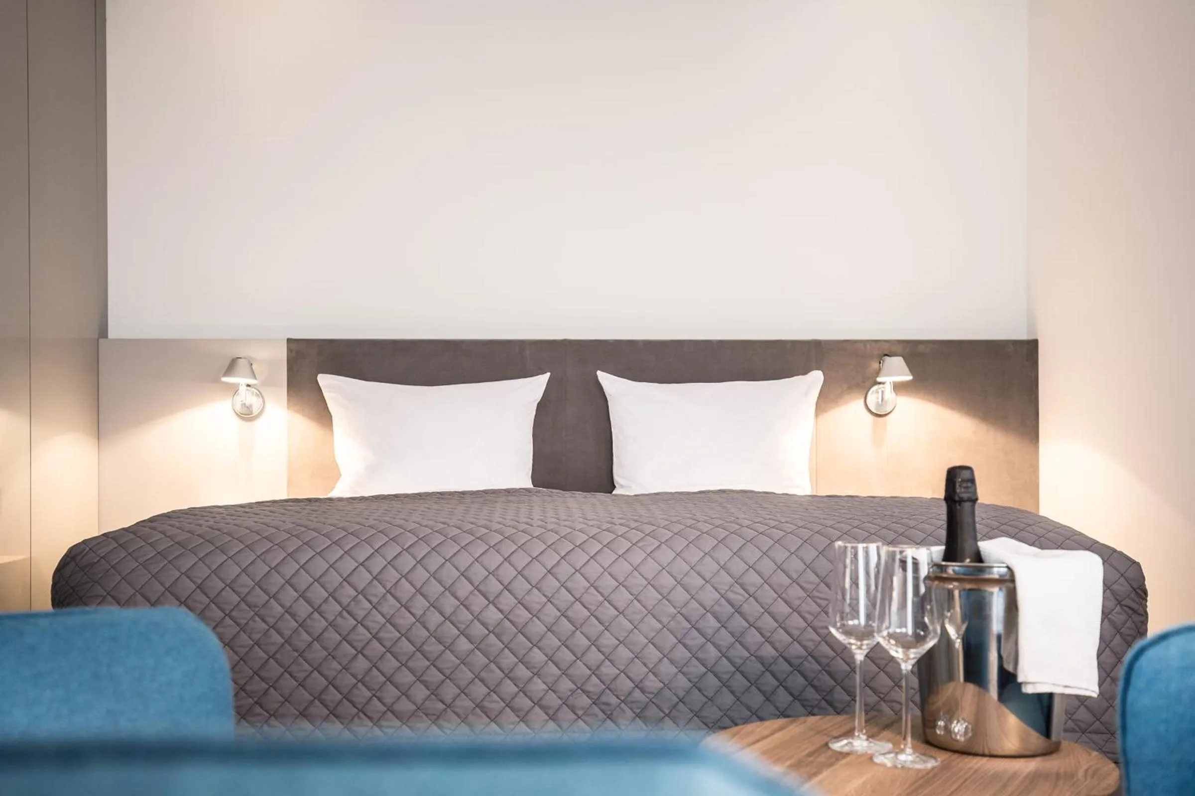 Photo of the whole room, Bed in Maximilians Boutique-Hotel Landau