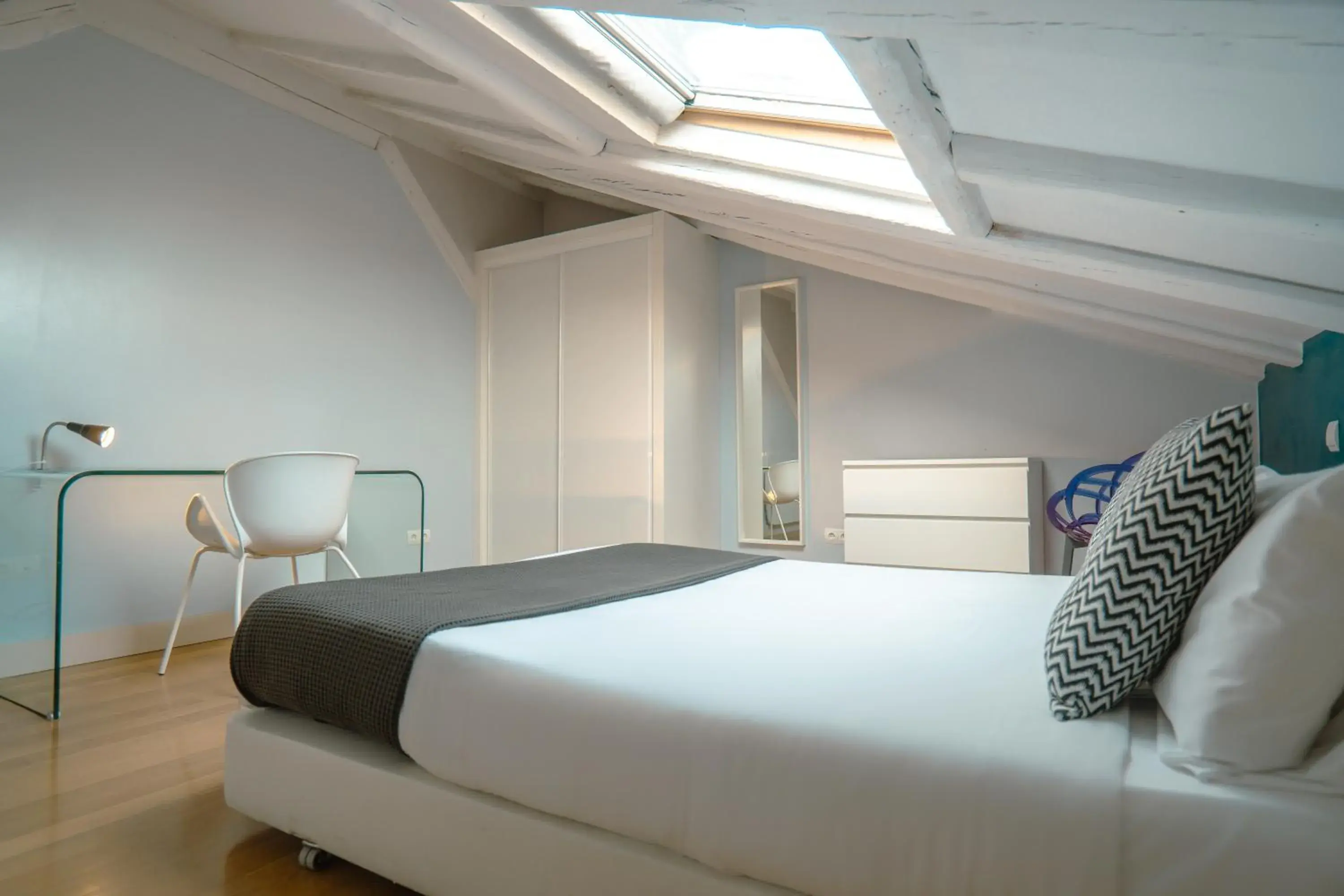Bed in SmartRental Madrid Atocha