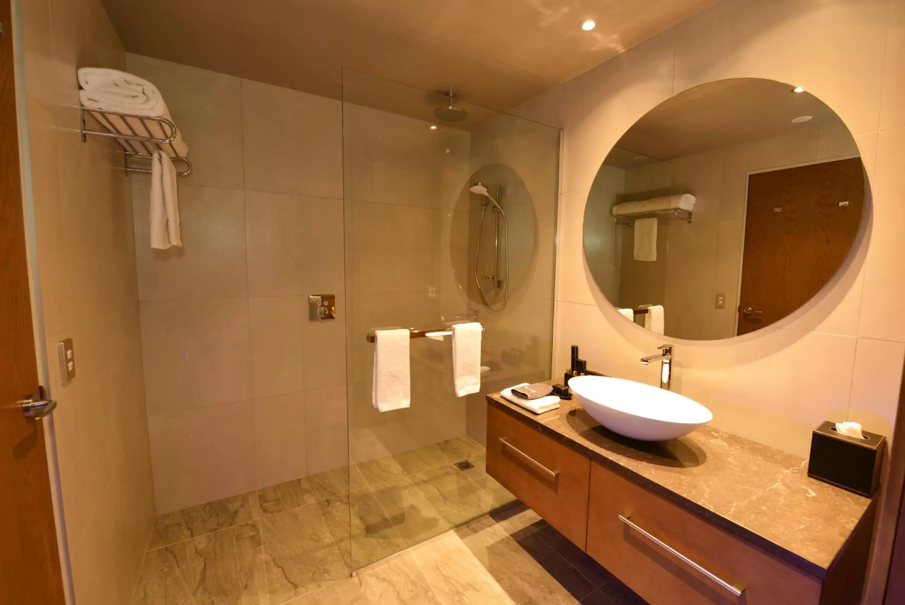 Bathroom in Distinction Dunedin Hotel