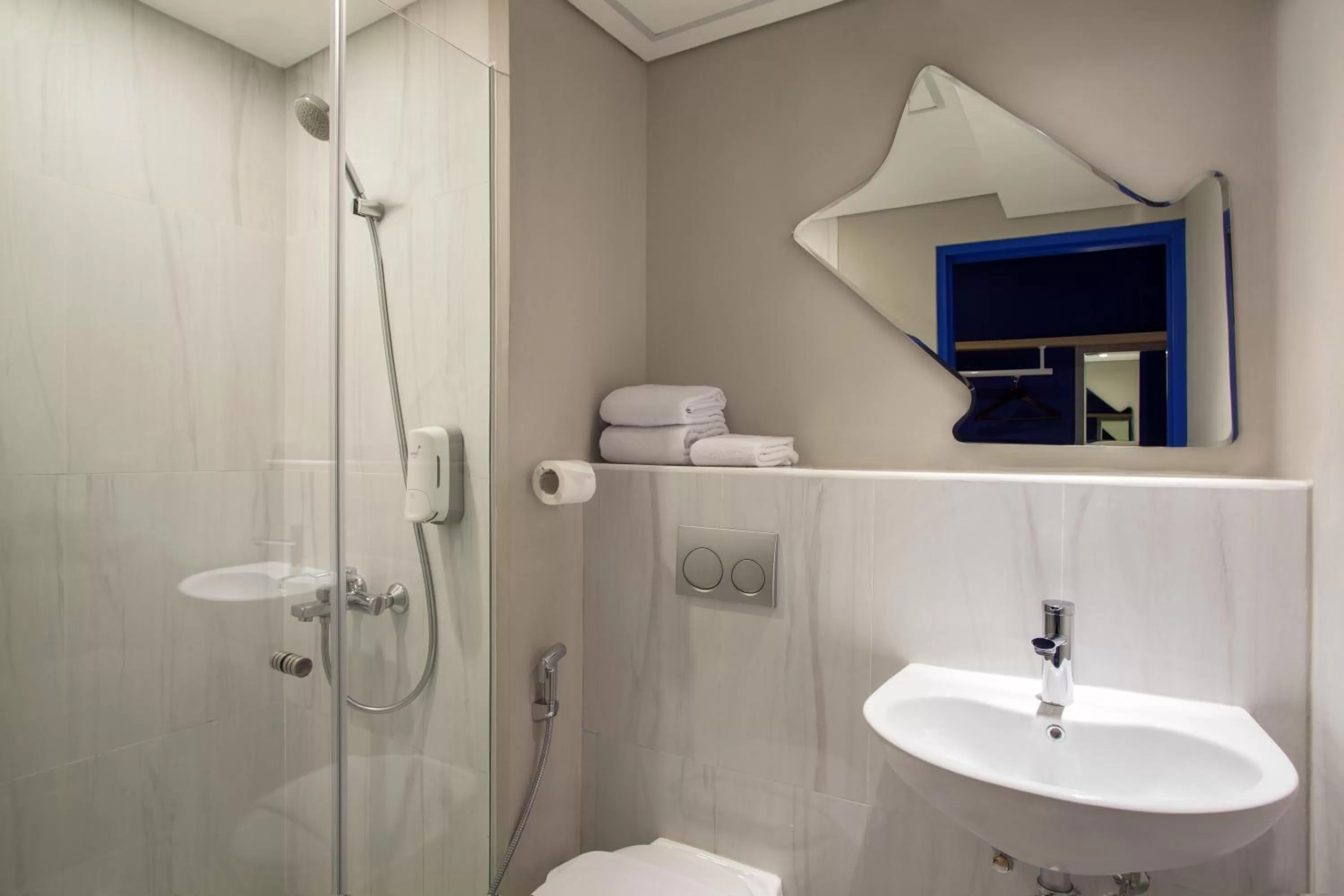 ibis budget Surabaya Diponegoro