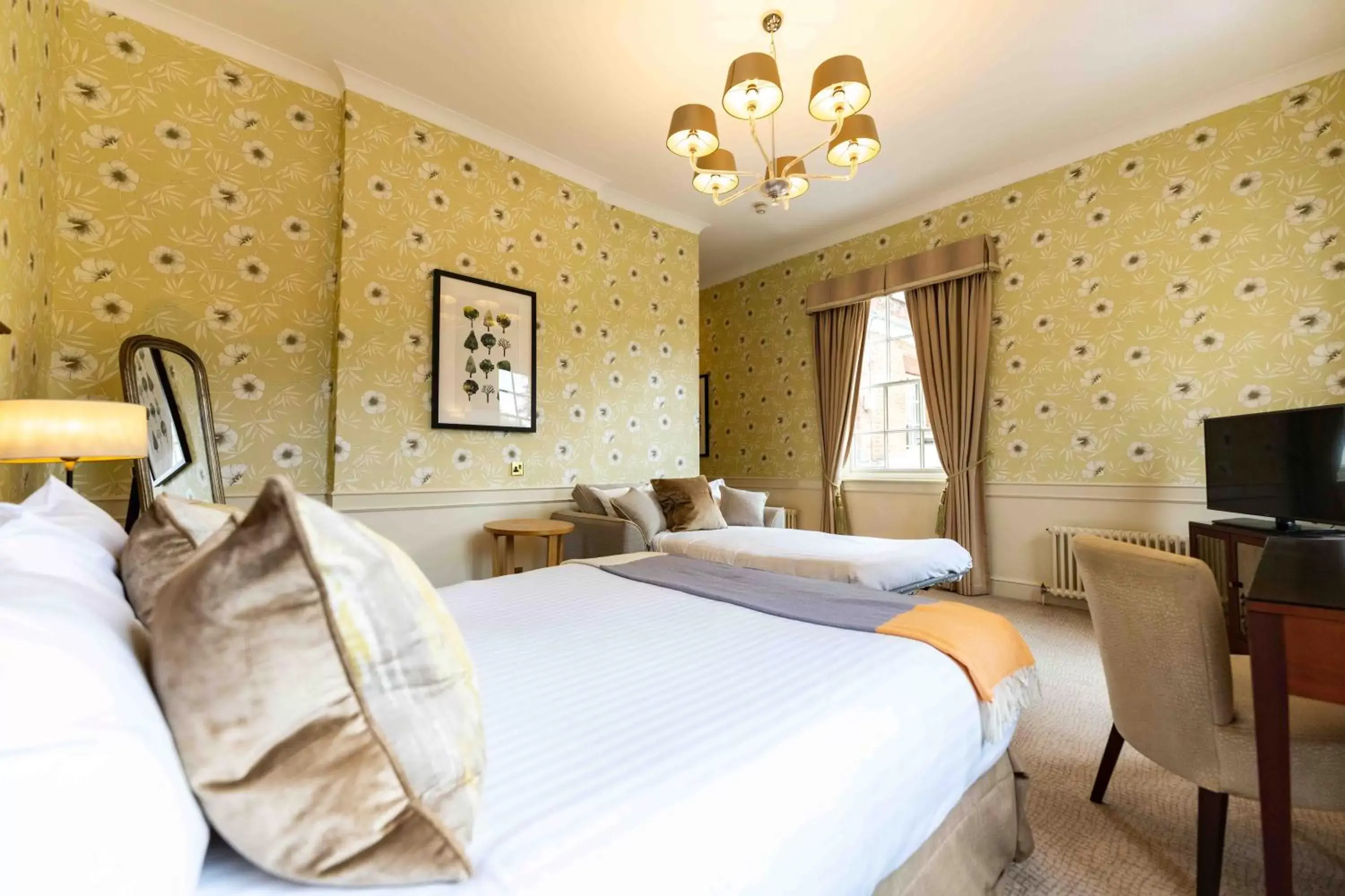 Bedroom, Bed in Royal Berkshire