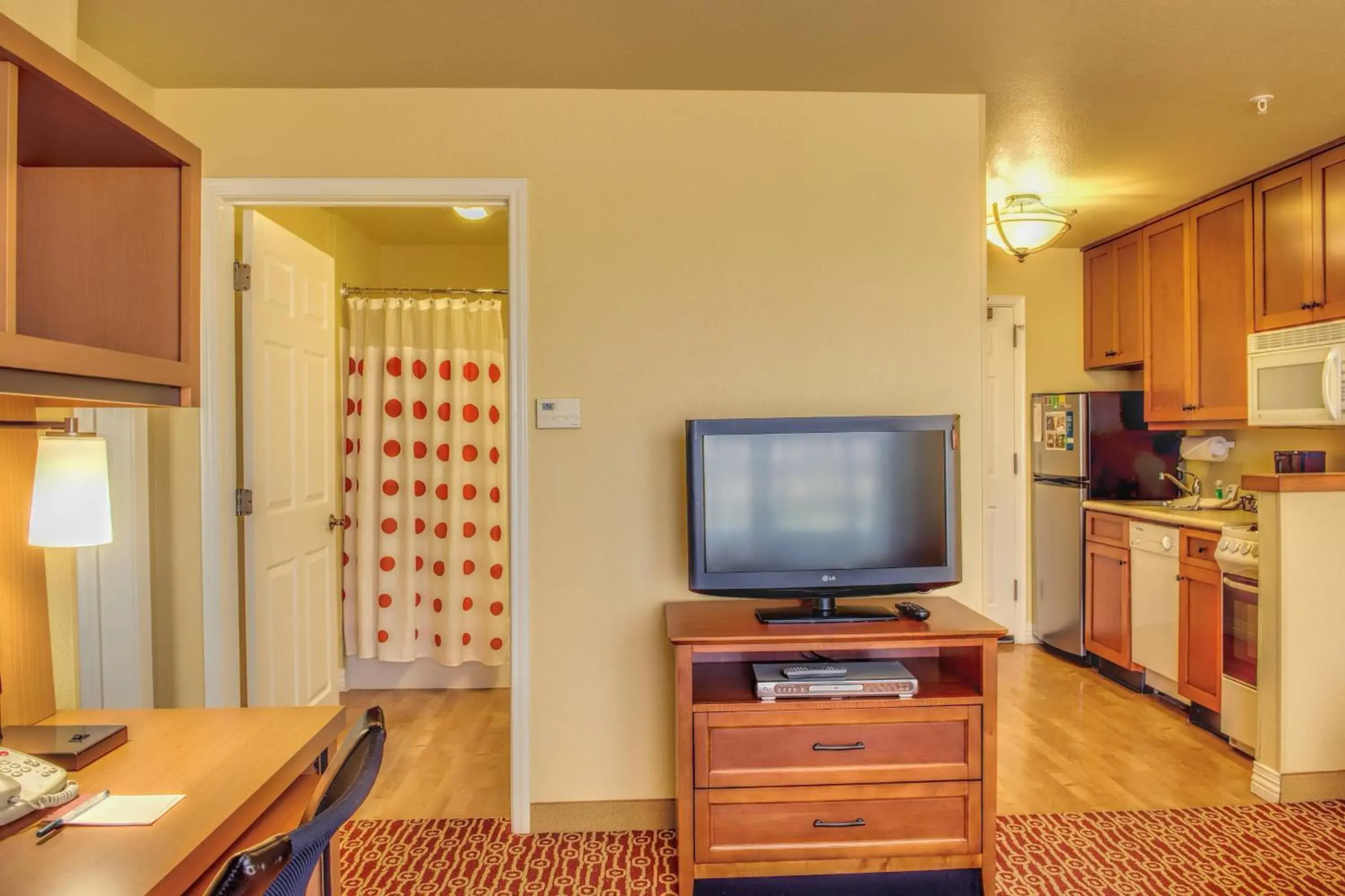 Bedroom, TV/Entertainment Center in TownePlace Suites by Marriott Las Cruces