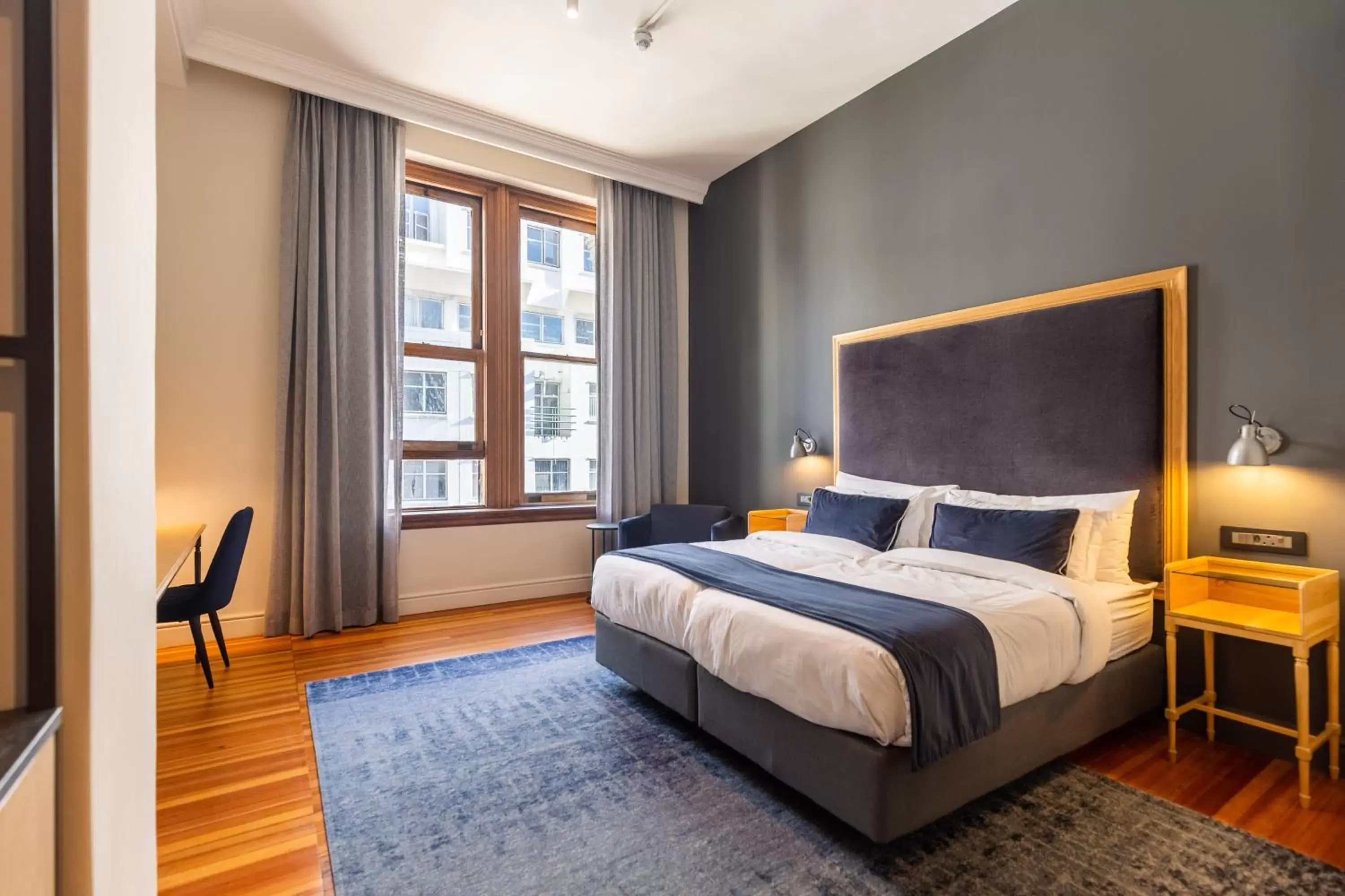 Bed in Old Bank Hotel - Lion Roars Hotels & Lodges Bed in Old Bank Hotel - Lion Roars Hotels & Lodges