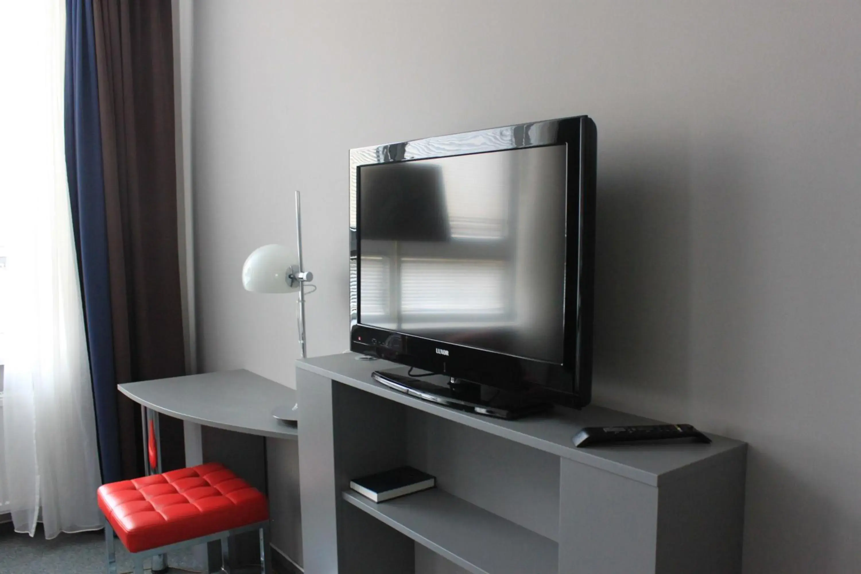 TV and multimedia, TV/Entertainment Center in Hotel Arena Inn - Berlin Mitte