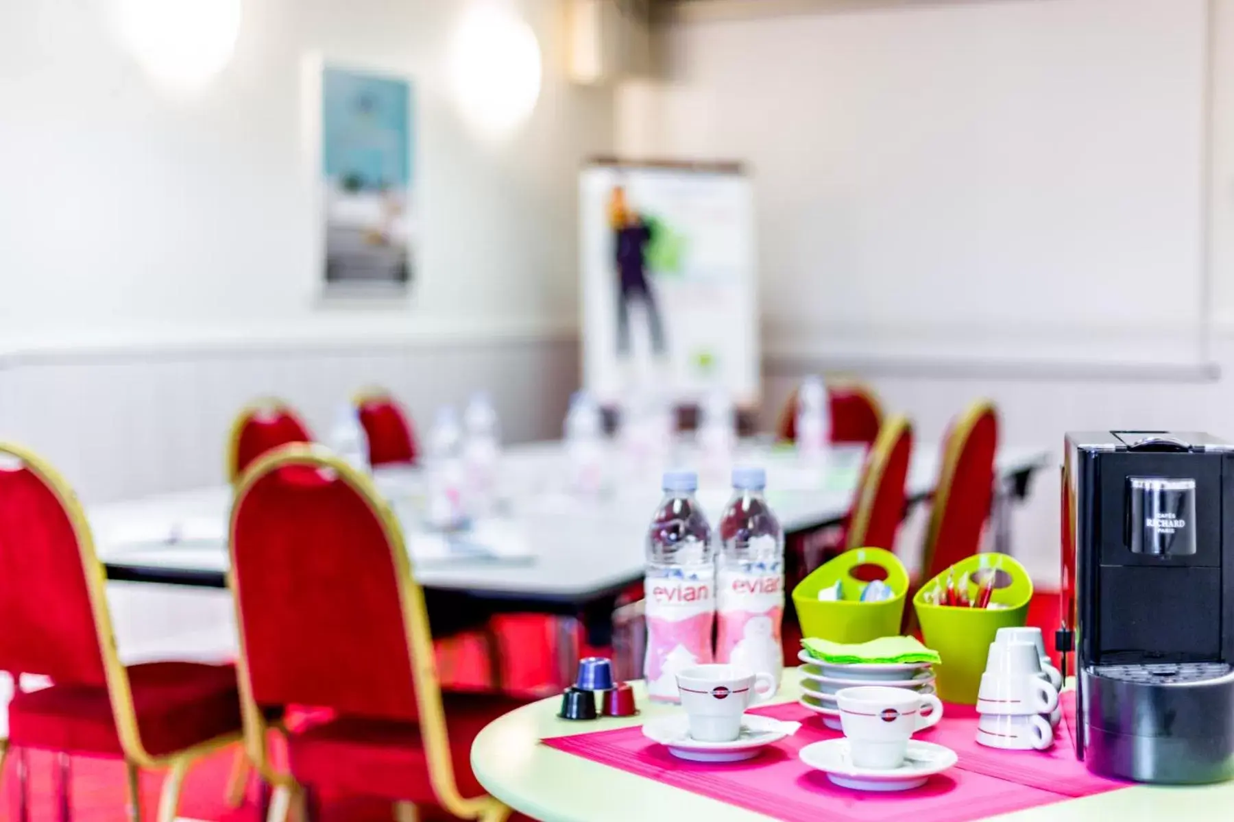 Business facilities, Restaurant/Places to Eat in ibis Styles Bayonne