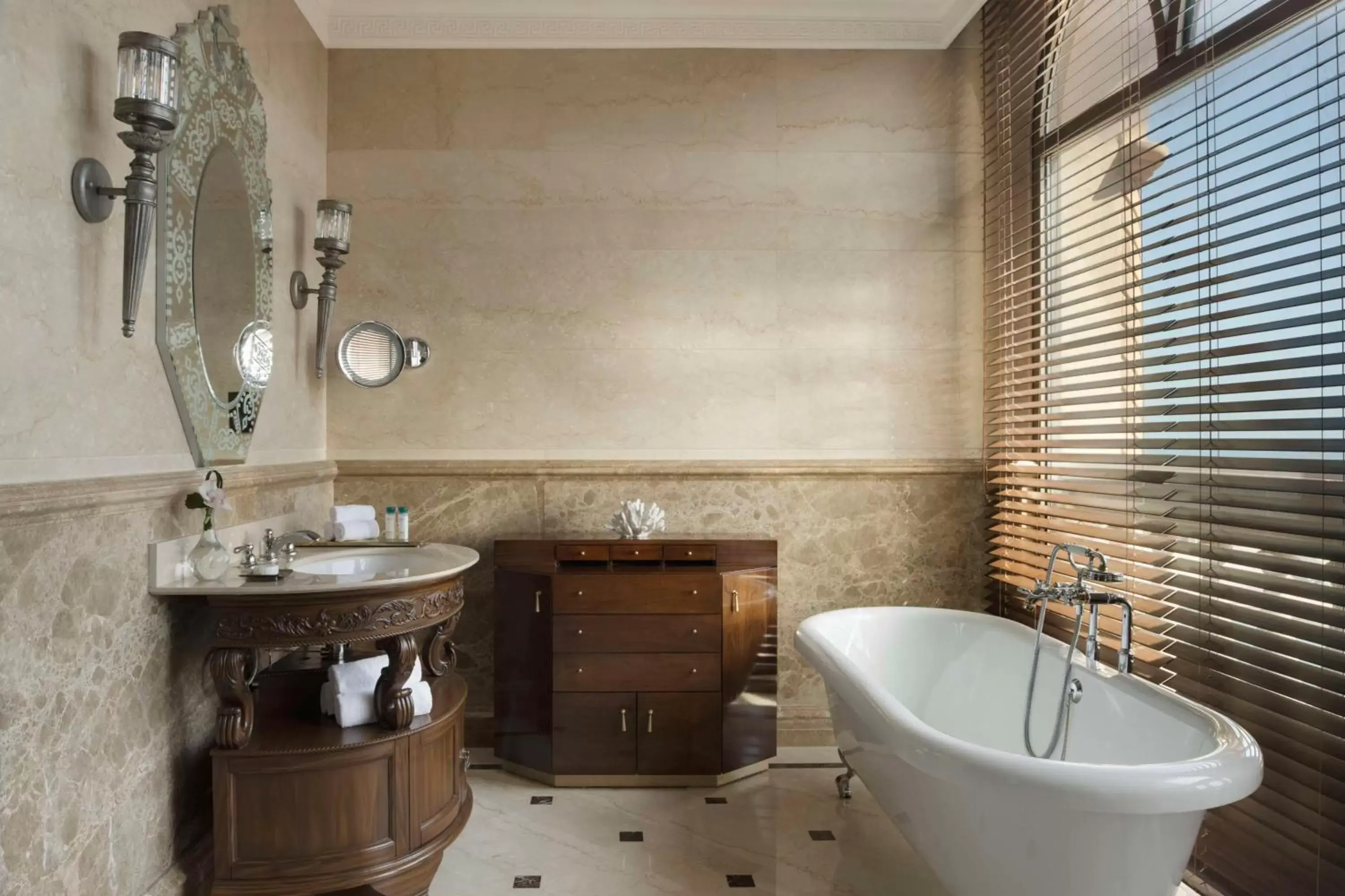 Photo of the whole room, Bathroom in Marsa Malaz Kempinski, The Pearl