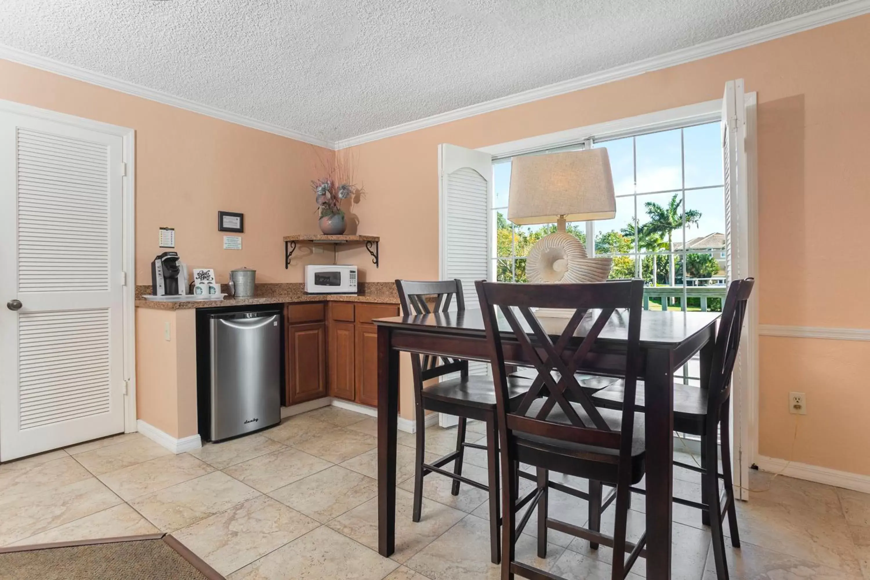 Kitchen or kitchenette, Kitchen/Kitchenette in The BoatHouse