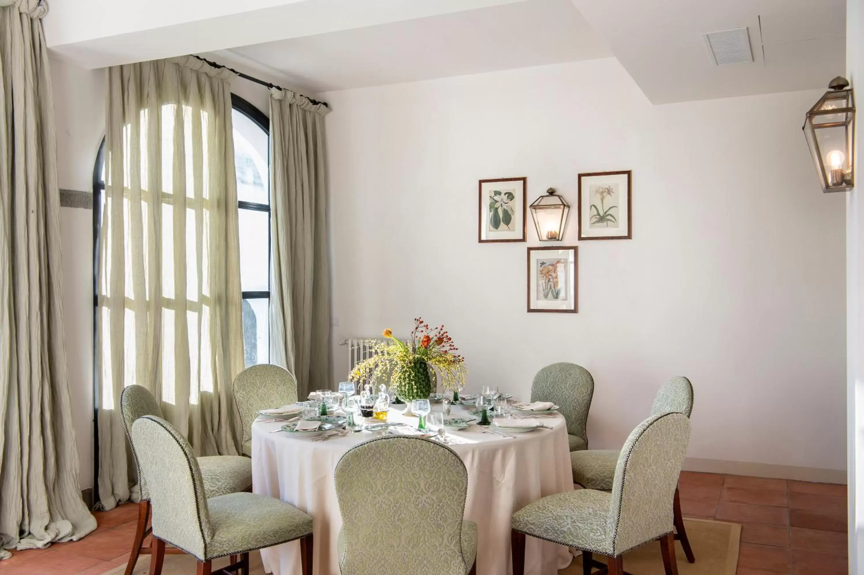 Dining area, Restaurant/Places to Eat in VIESCA Suites & Villas Il Borro Toscana