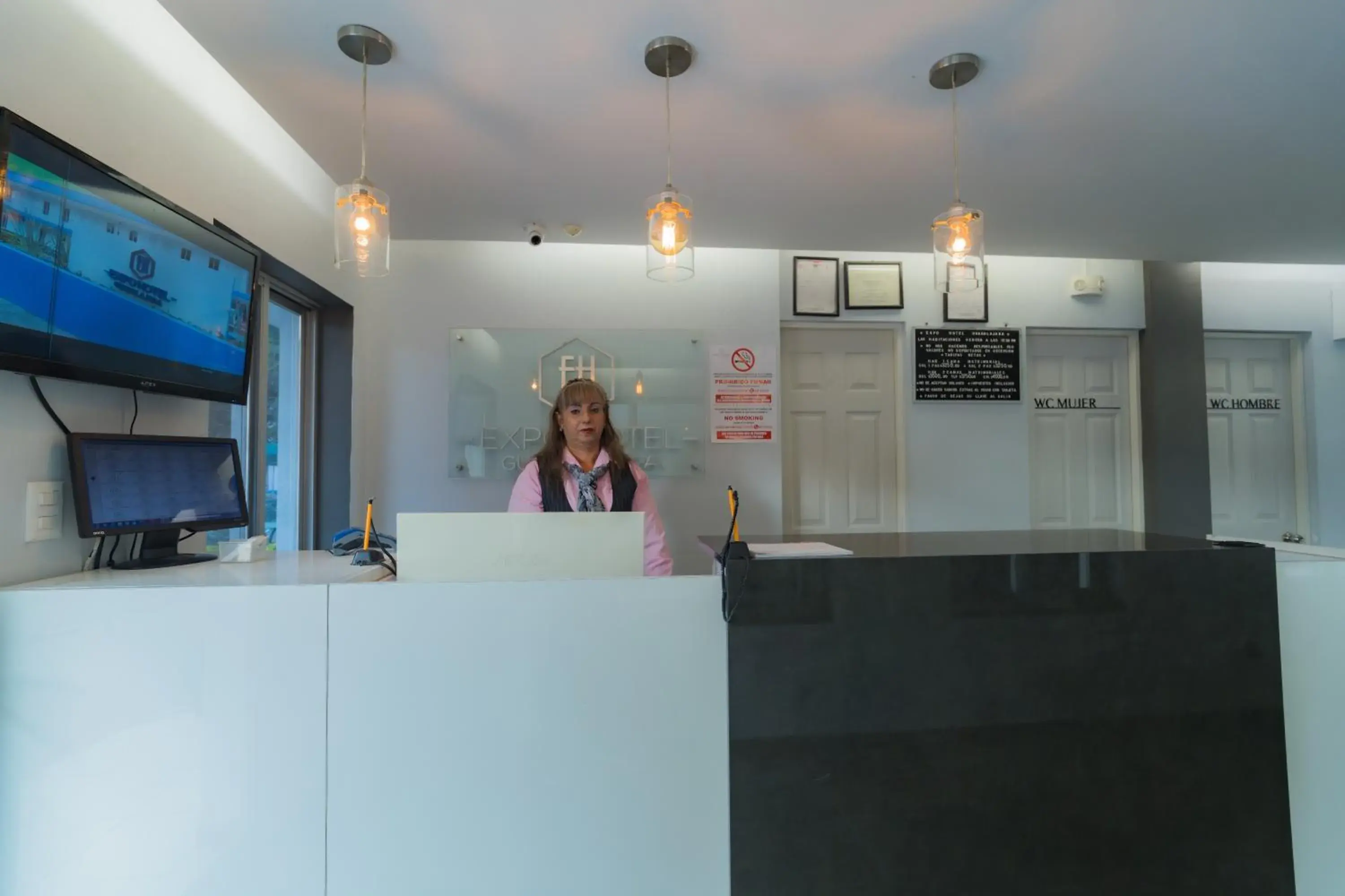 Lobby or reception in Expo Hotel Guadalajara - Zona Expo frente al Centro de Convenciones Lobby or reception in Expo Hotel Guadalajara - Zona Expo frente al Centro de Convenciones