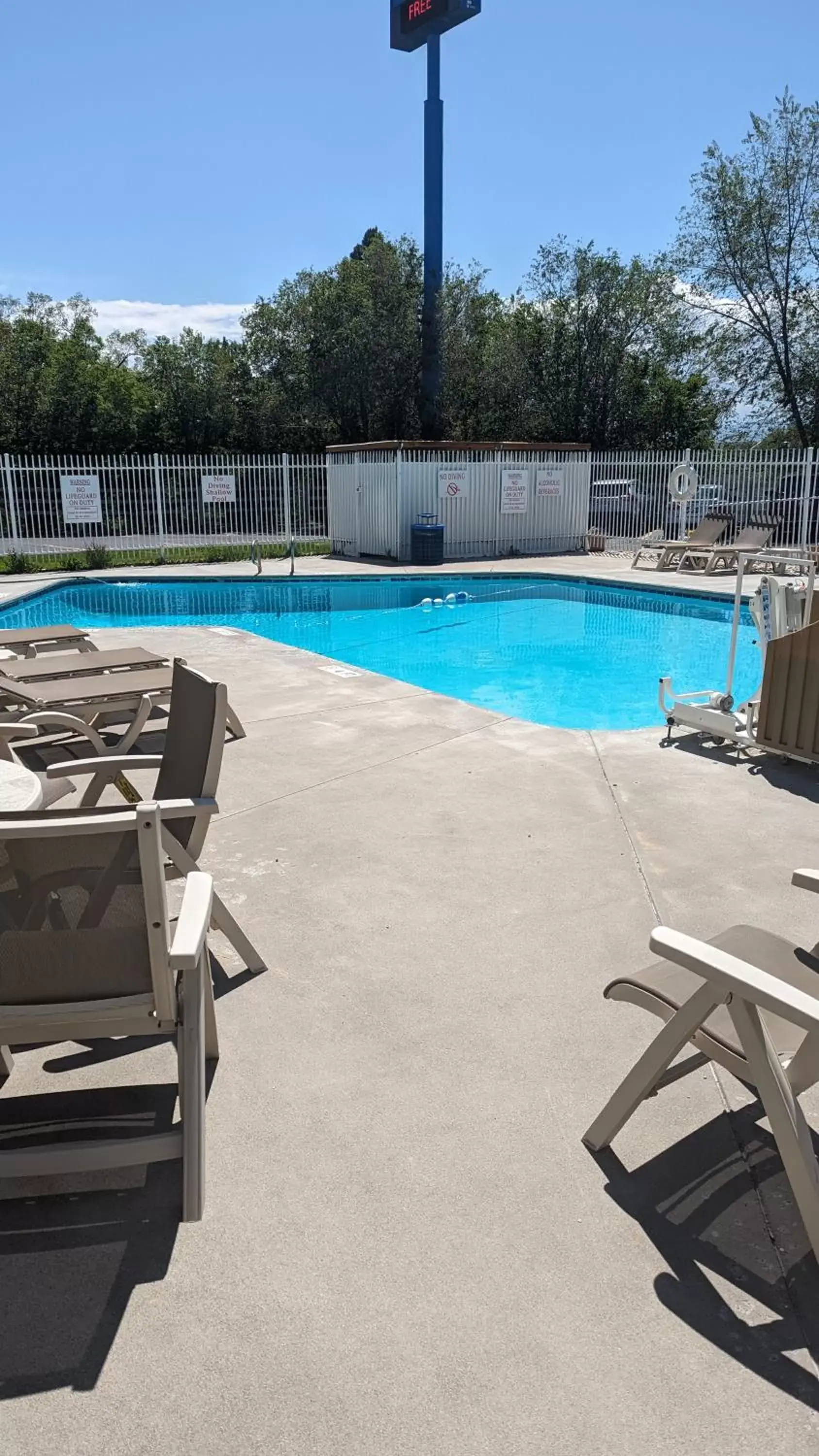 Swimming Pool in Hilltop Hotel