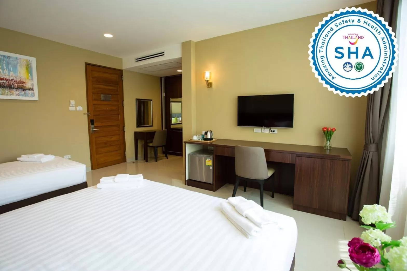 Bed in S Bangkok Hotel, Navamin