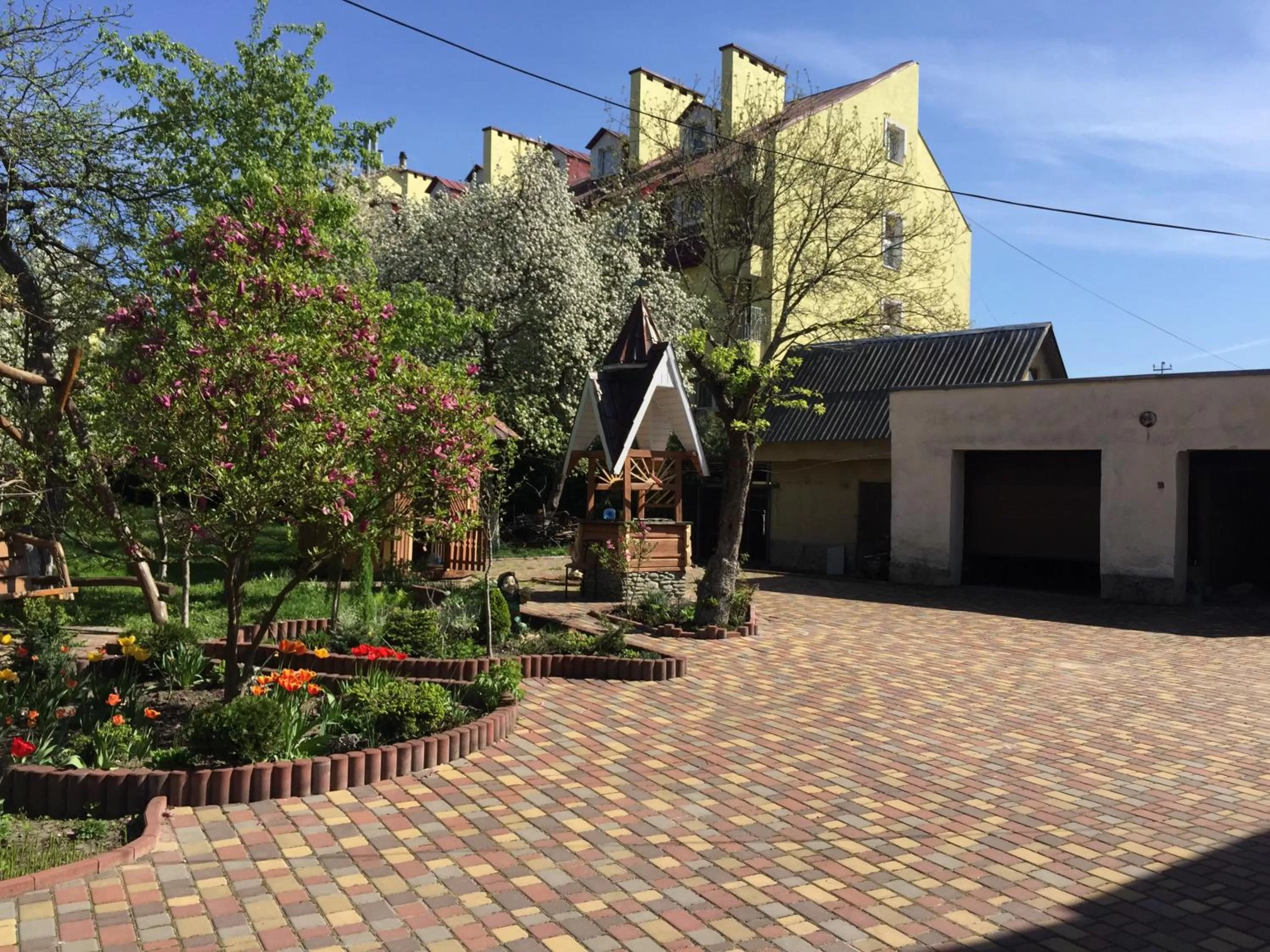 Garden in Villa Yaryna