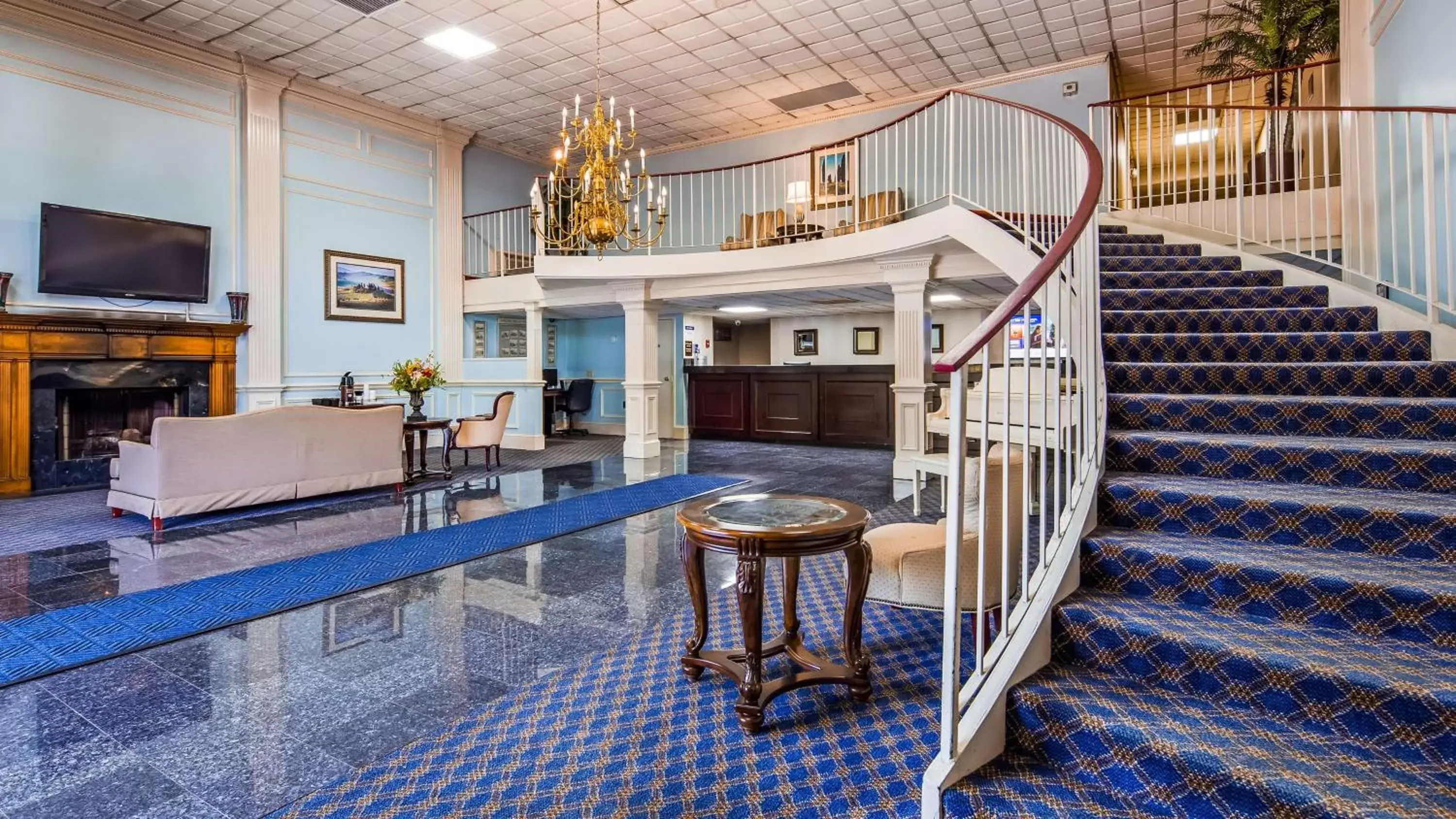 Lobby or reception in Best Western Riverside Inn