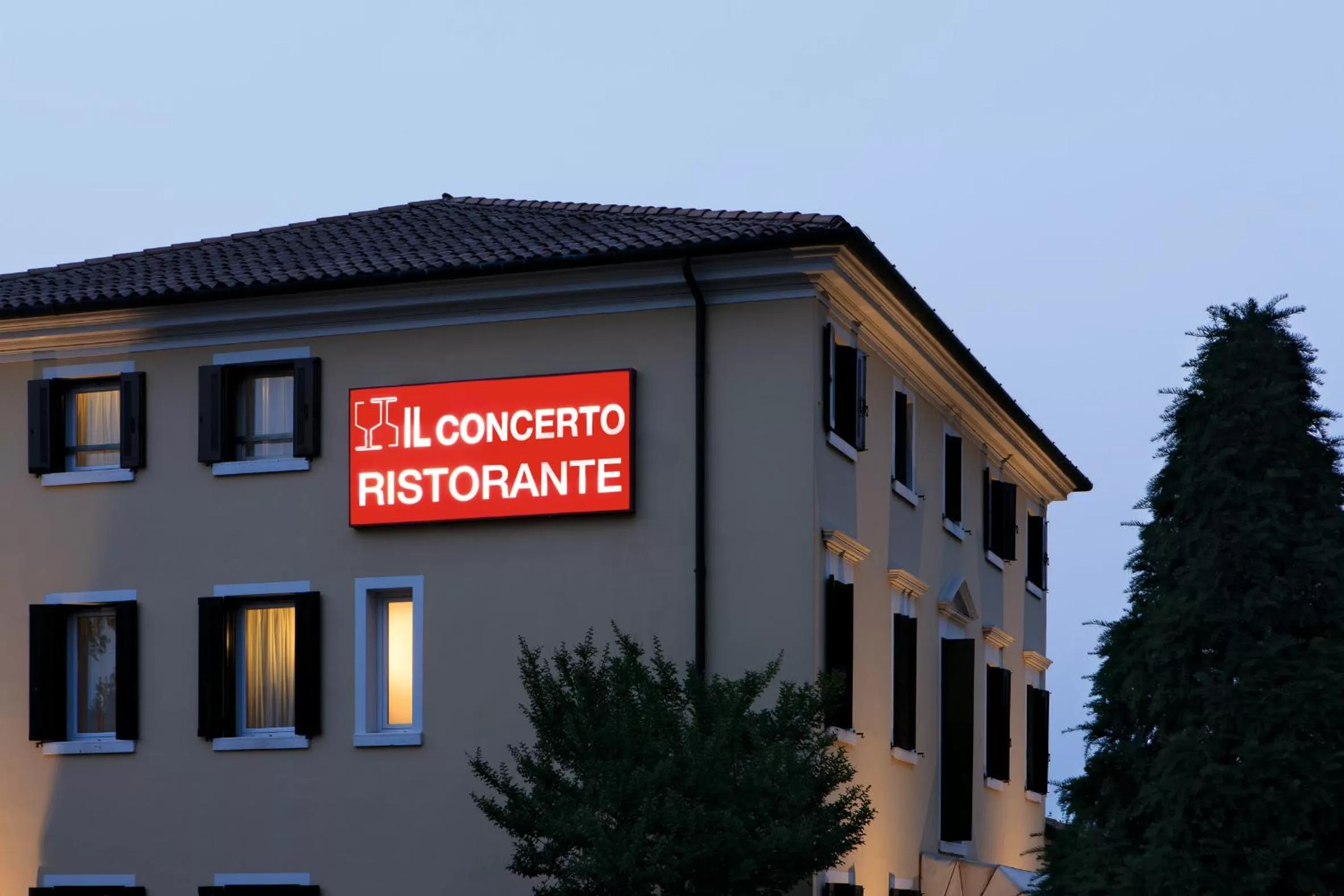 Restaurant/places to eat in BEST WESTERN Titian Inn Hotel Treviso