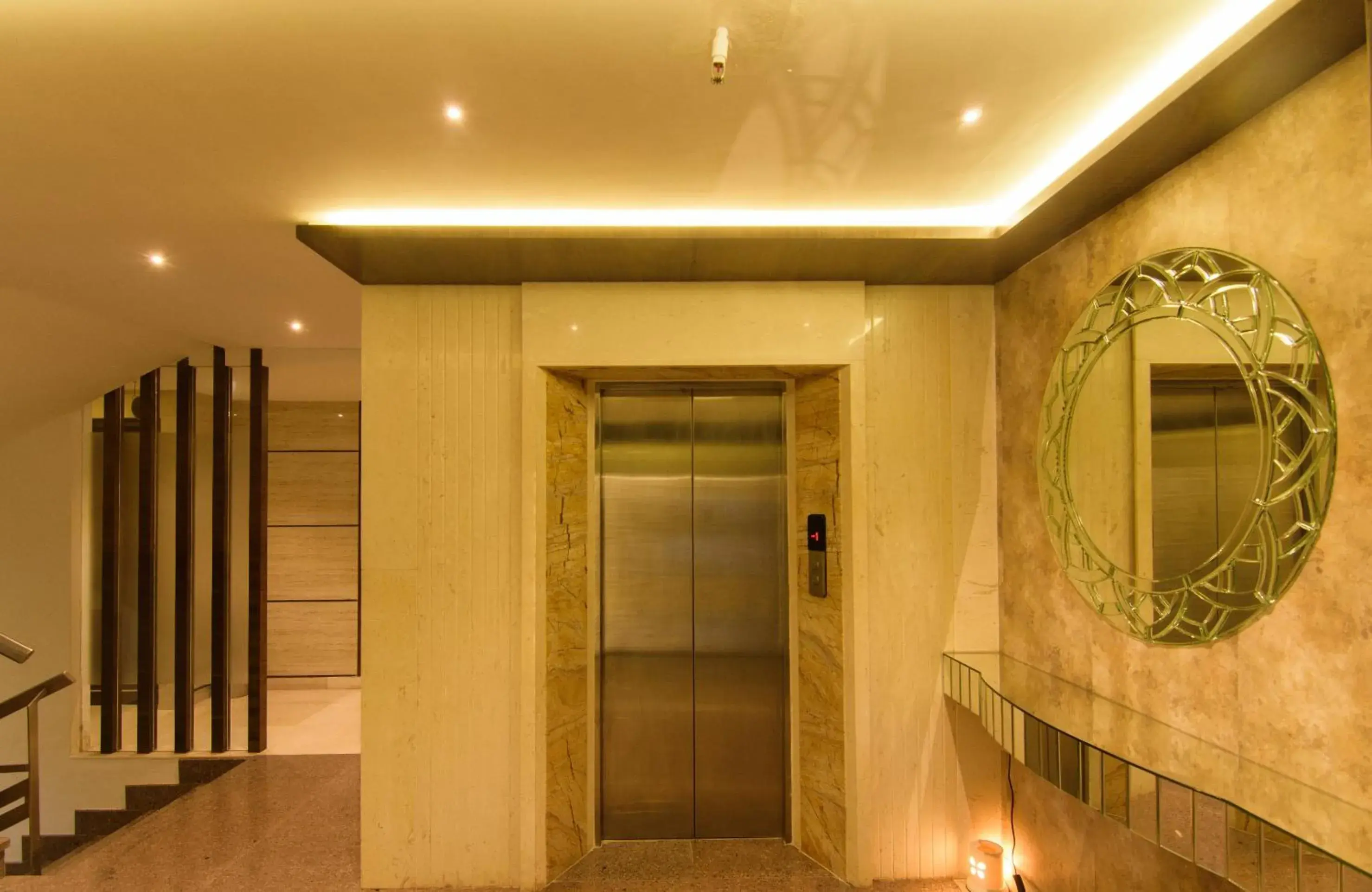 Property building in Roopa Elite Property building in Roopa Elite