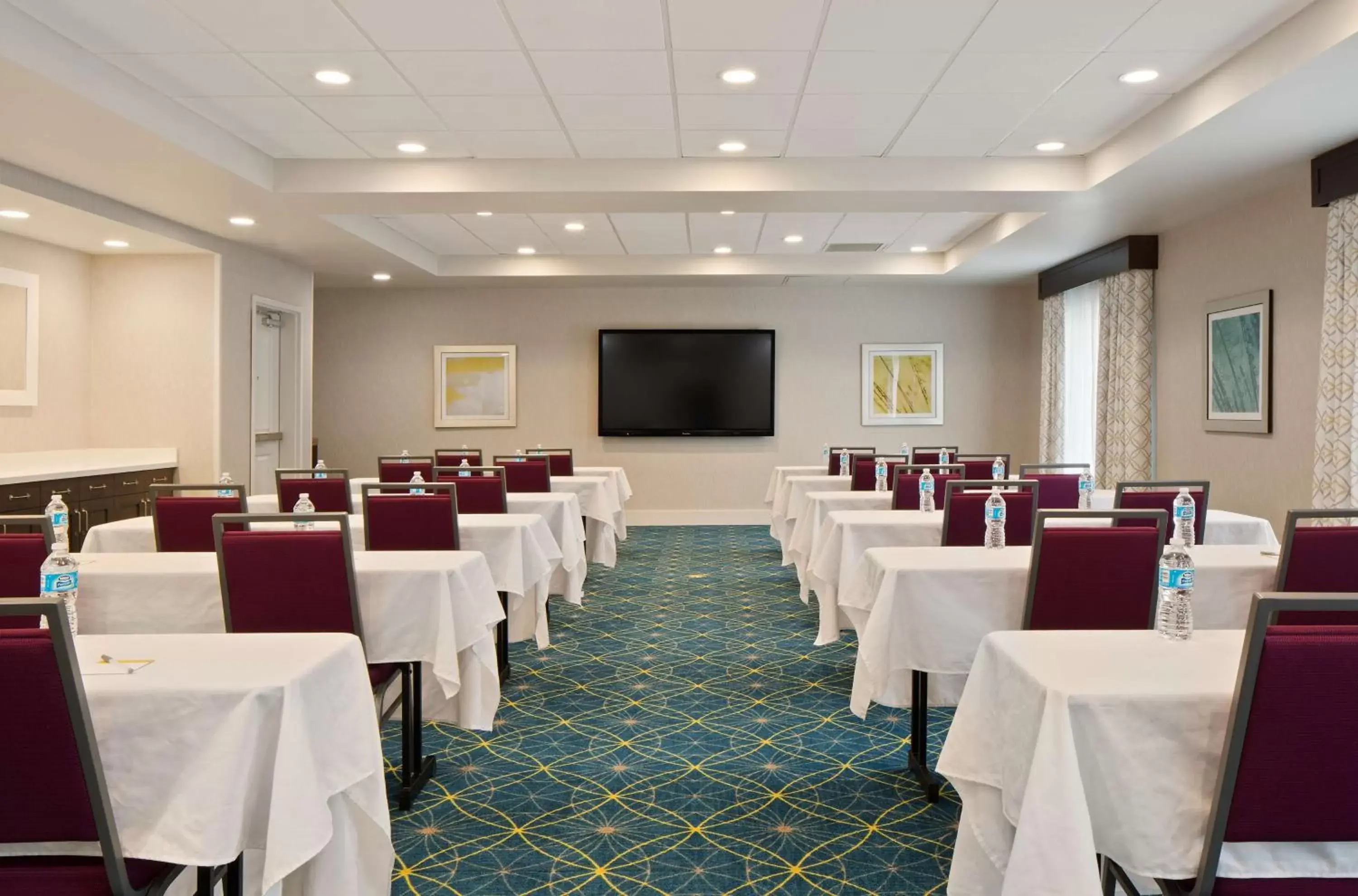 Meeting/conference room in Hampton Inn & Suites- Seattle Woodinville Wa